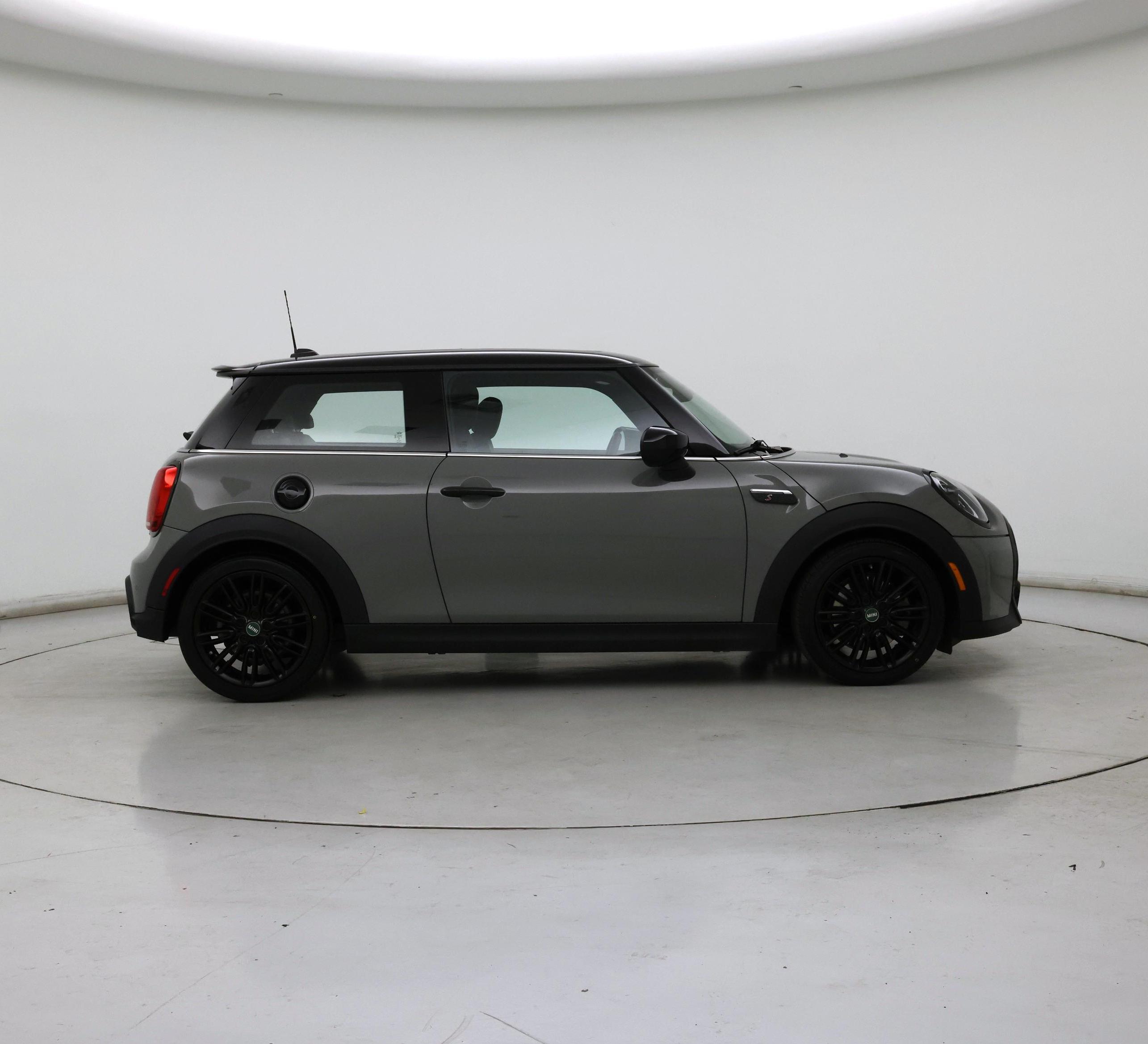Thumbnail: 2022 MINI Cooper Hardtop - 7