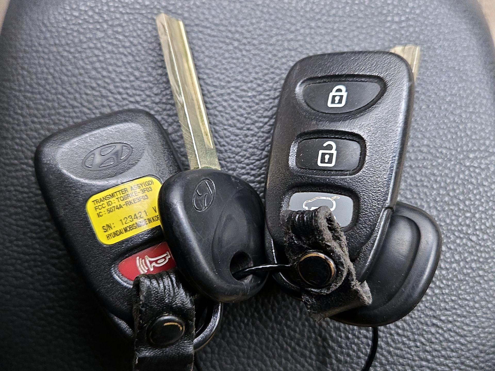Thumbnail: 2014 Hyundai Elantra - 20