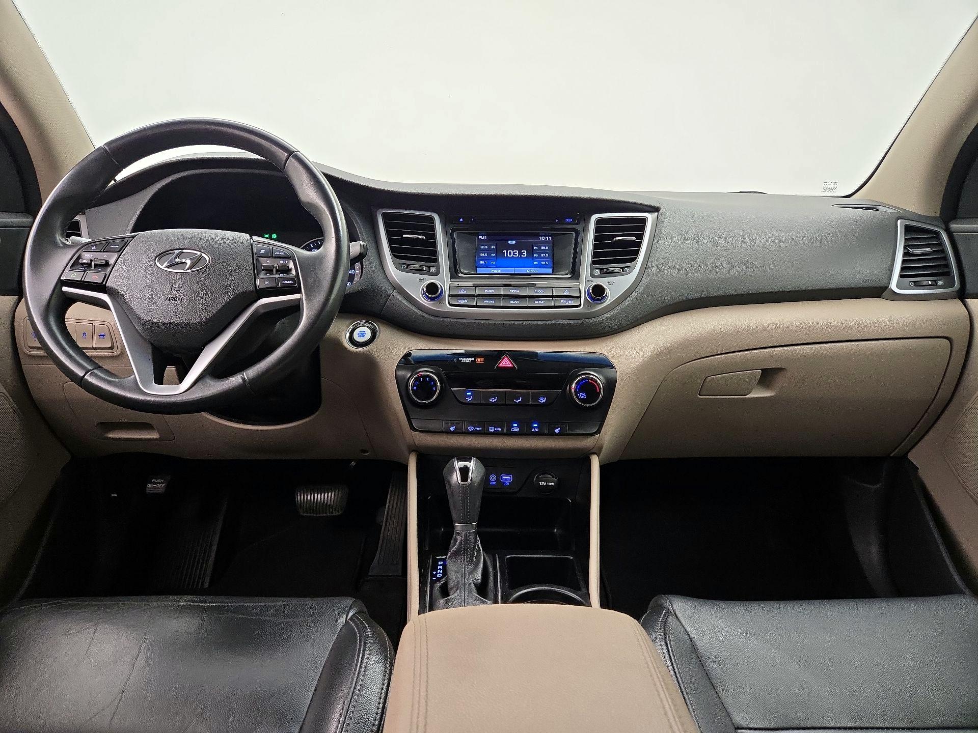 Thumbnail: 2017 Hyundai Tucson - 9