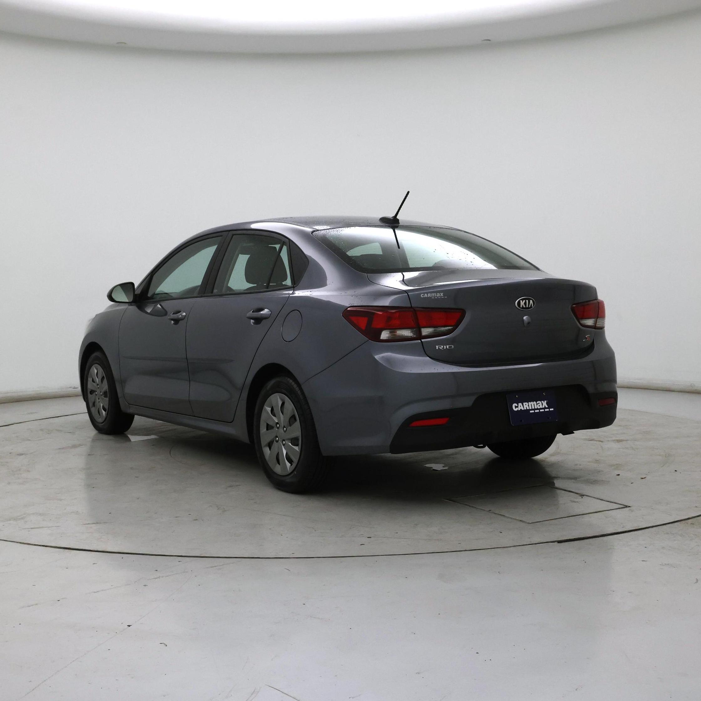 Thumbnail: 2020 Kia Rio - 2