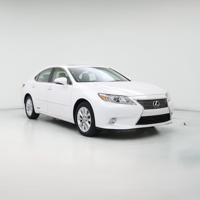 White 2014 Lexus ES 300h