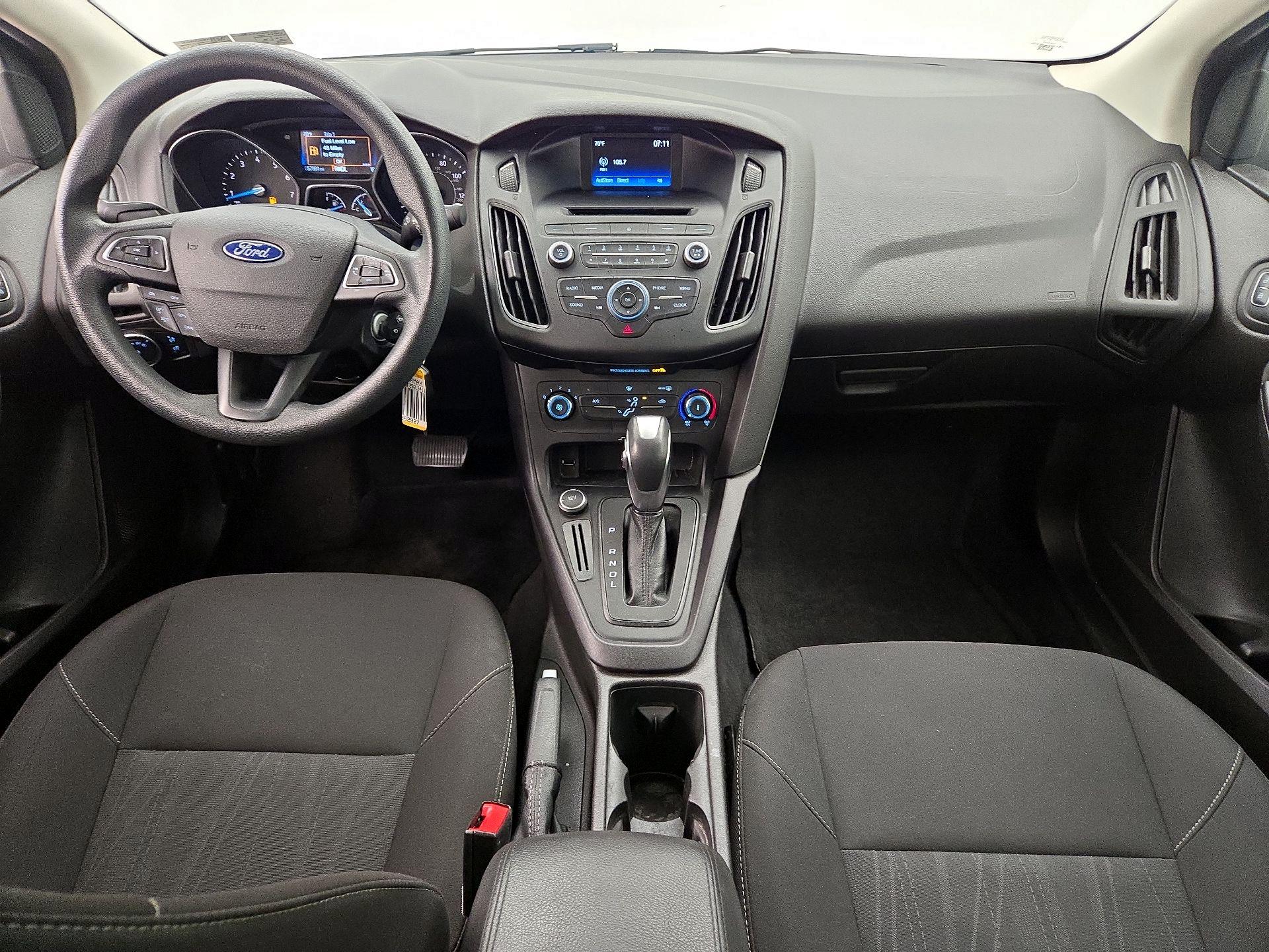 Thumbnail: 2016 Ford Focus - 9
