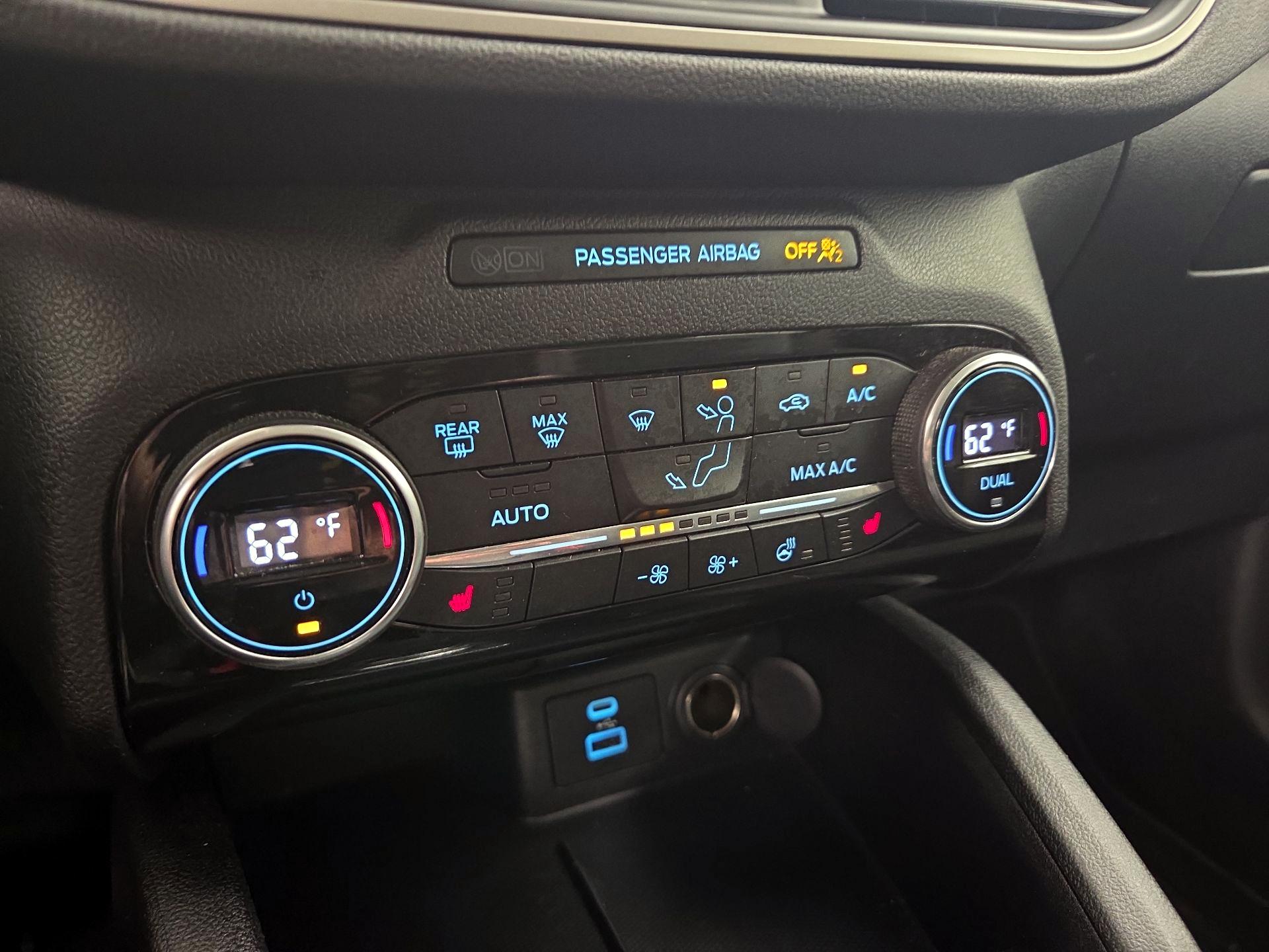 Thumbnail: 2021 Ford Escape - 17