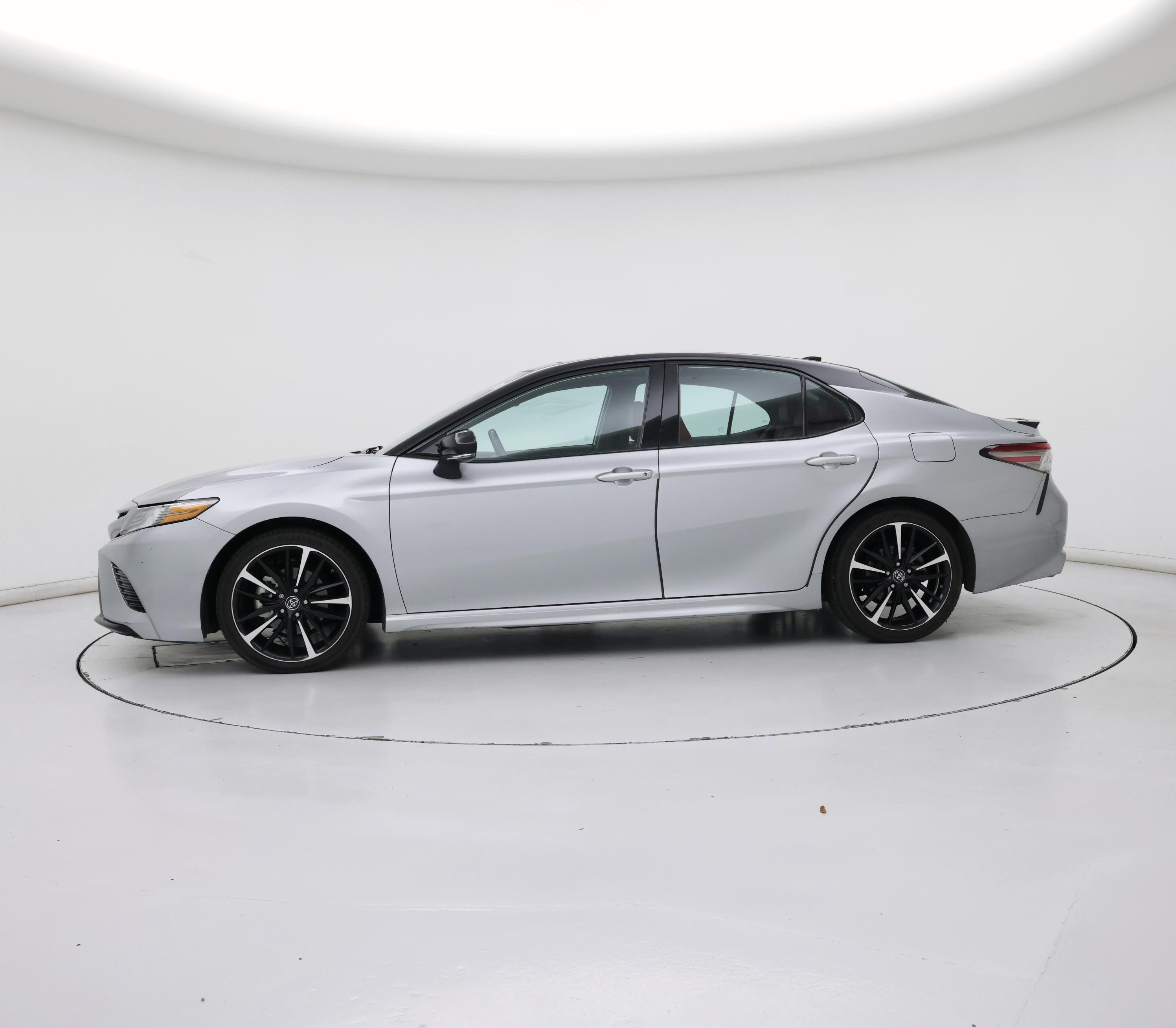 Thumbnail: 2019 Toyota Camry - 3
