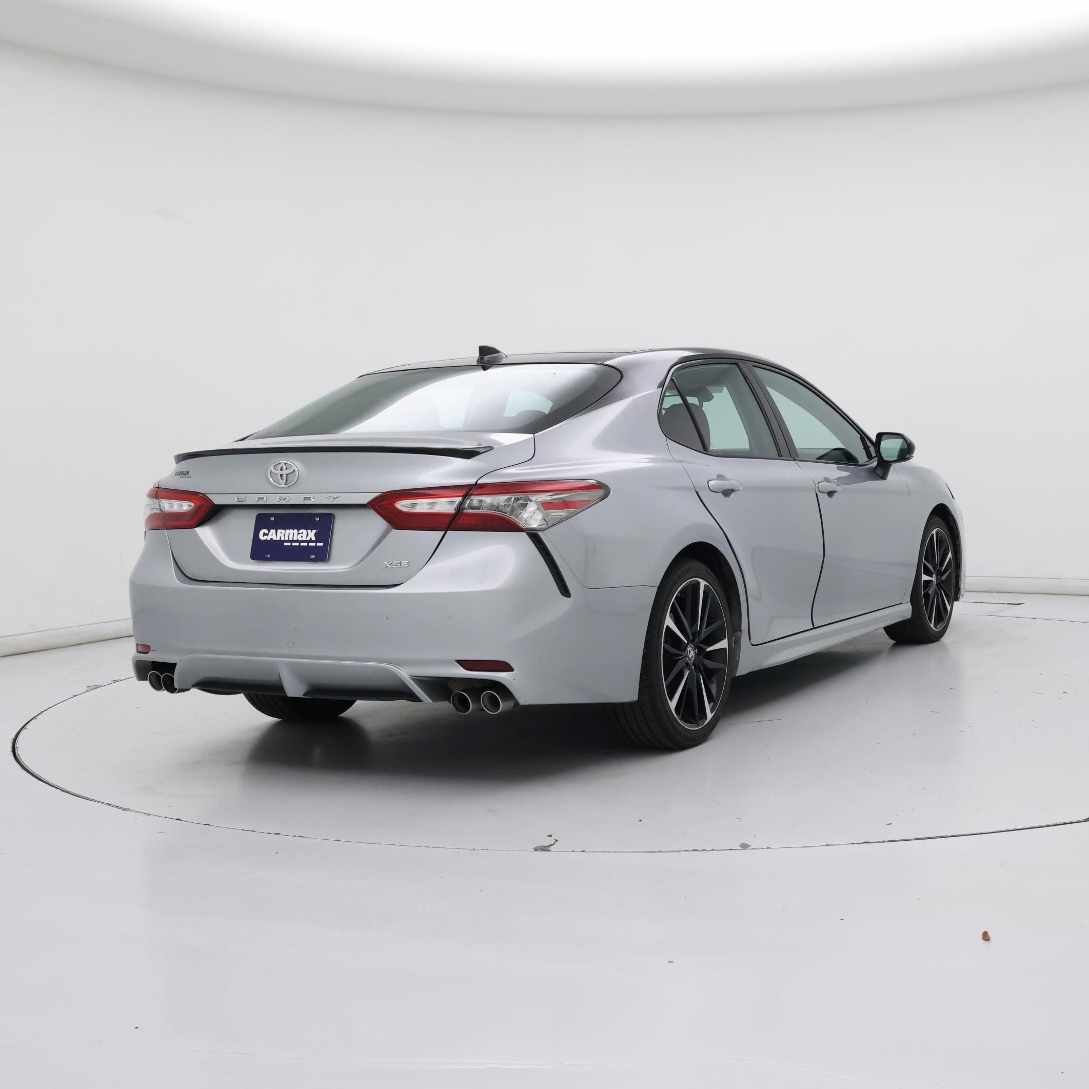 Thumbnail: 2019 Toyota Camry - 8