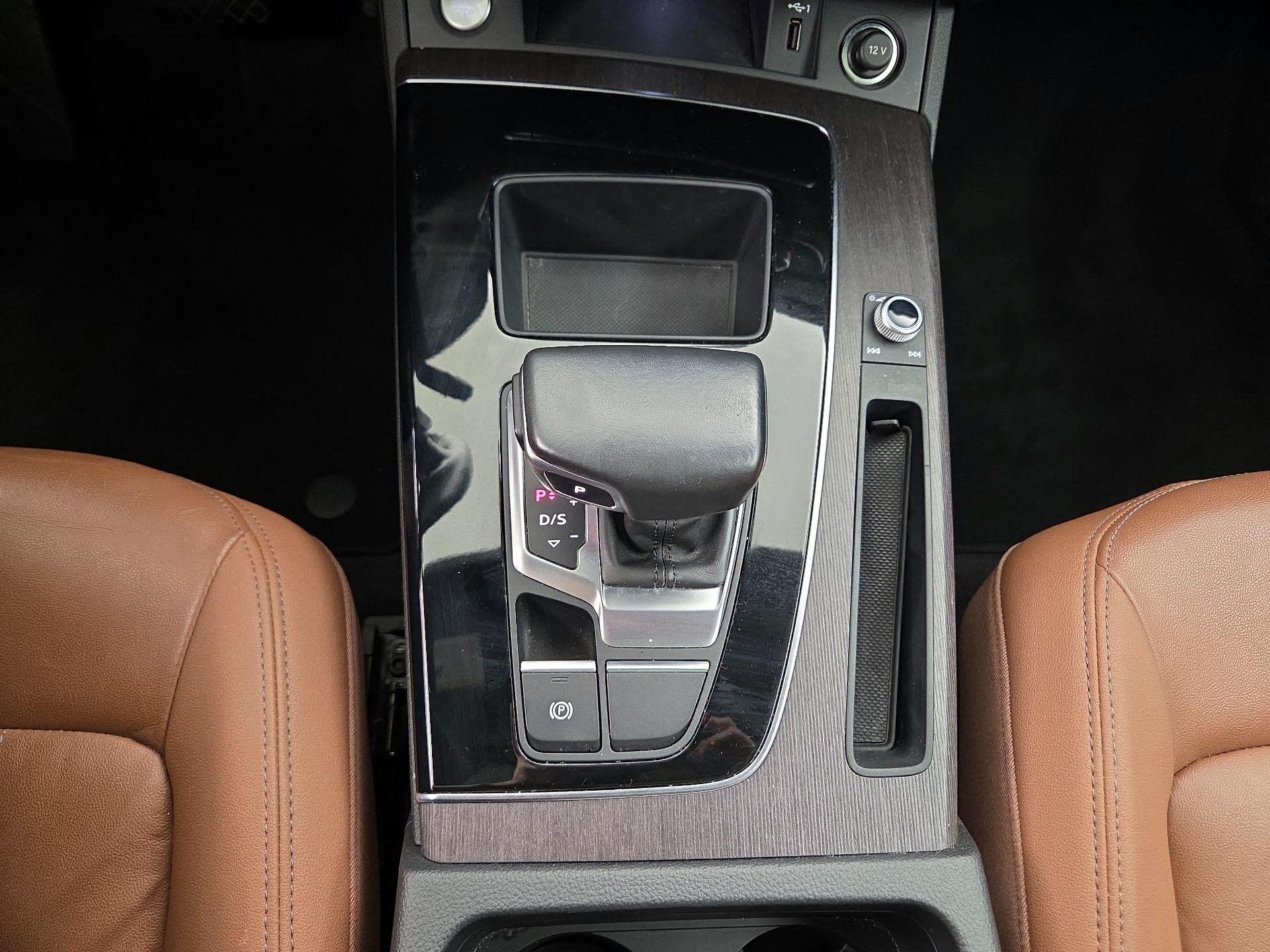 Thumbnail: 2021 Audi Q5 - 17