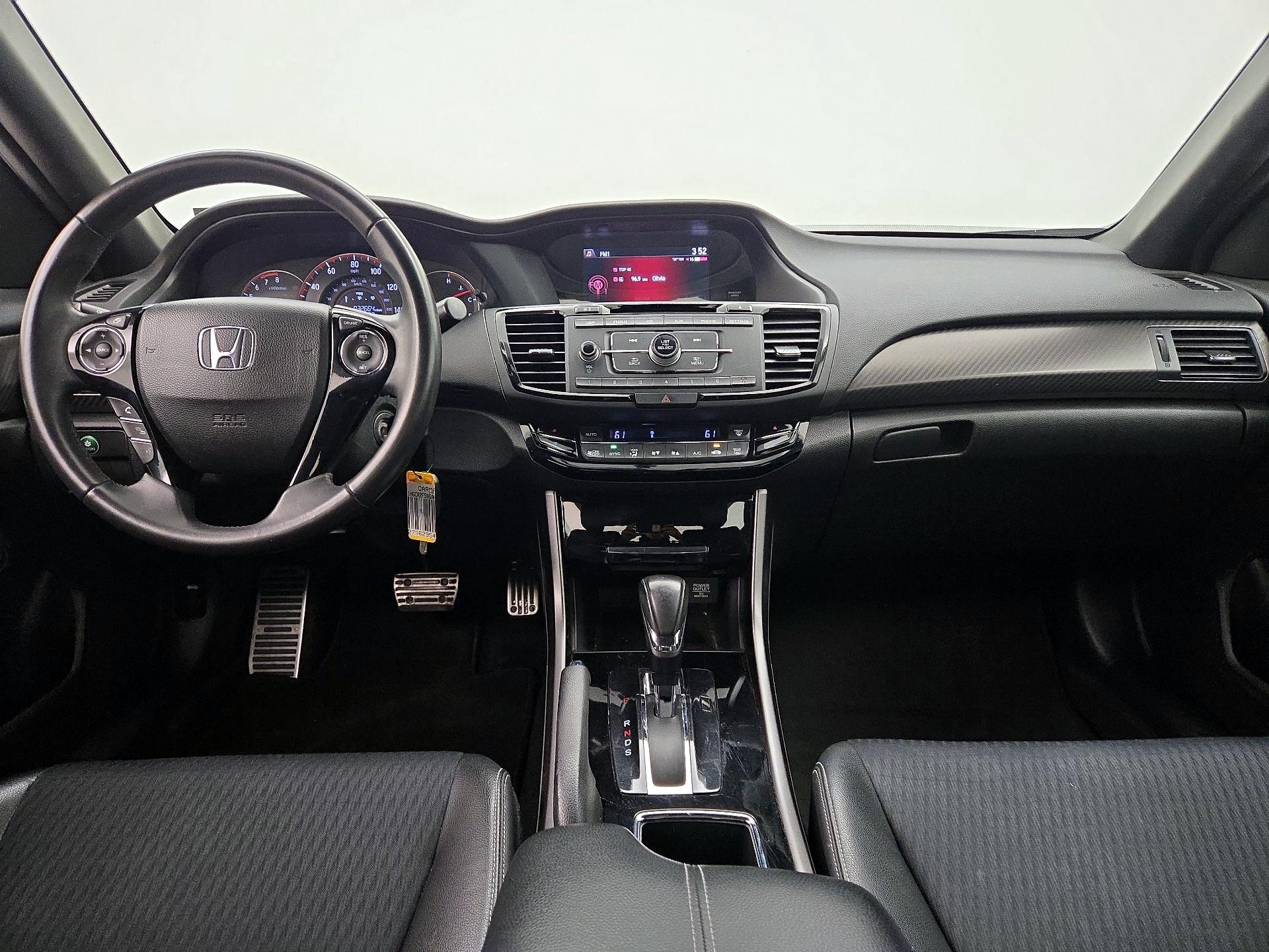 Thumbnail: 2016 Honda Accord - 9