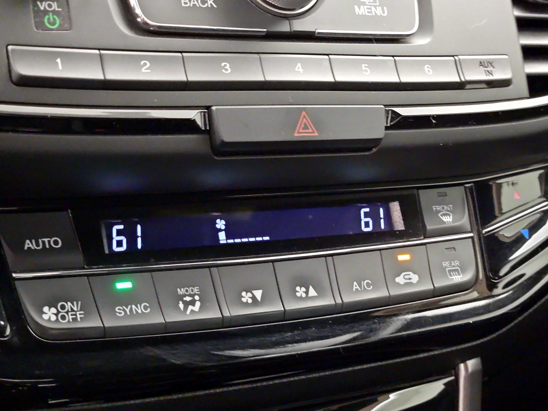 Thumbnail: 2016 Honda Accord - 15