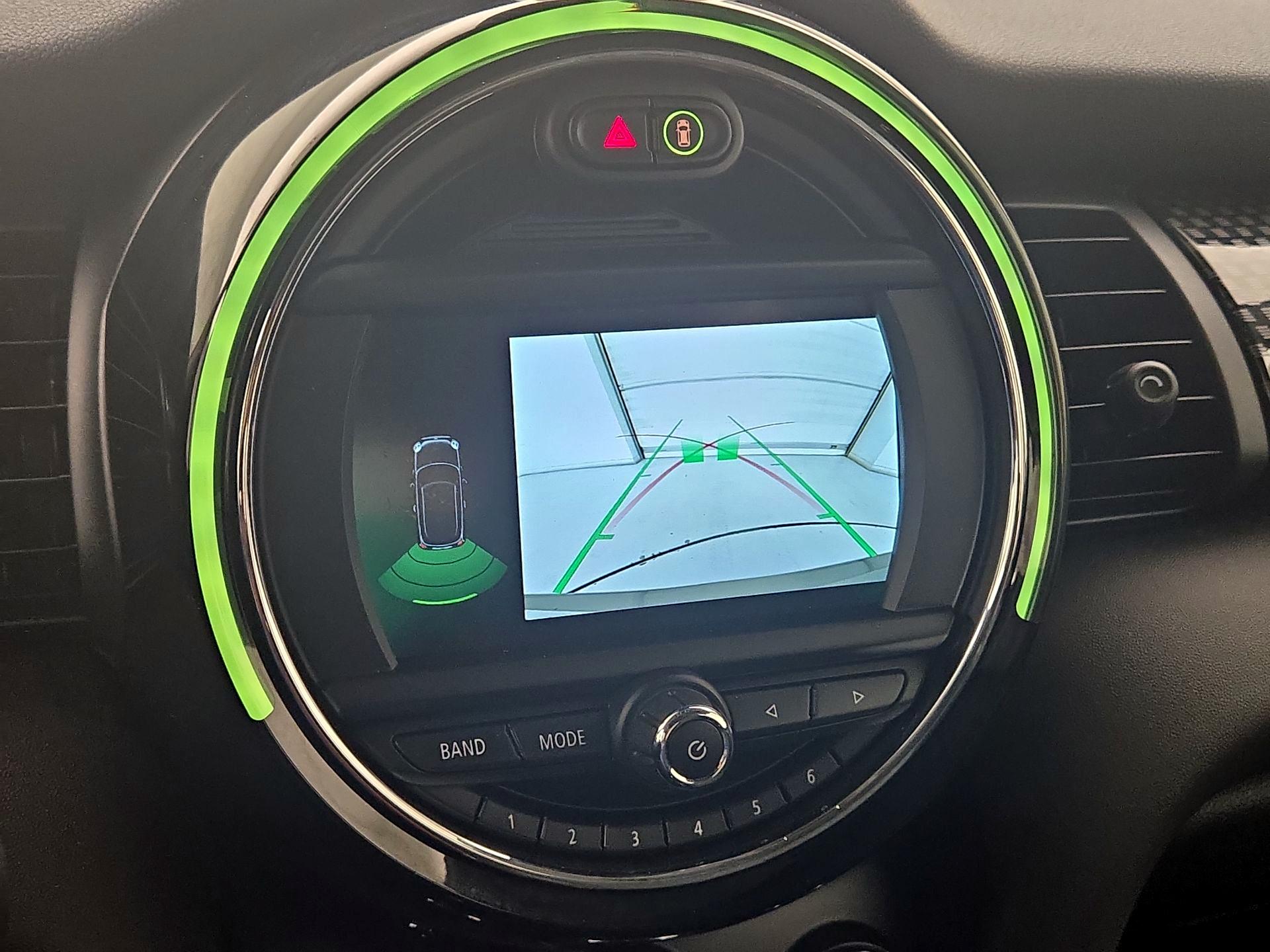 Thumbnail: 2019 MINI Cooper Hardtop - 14