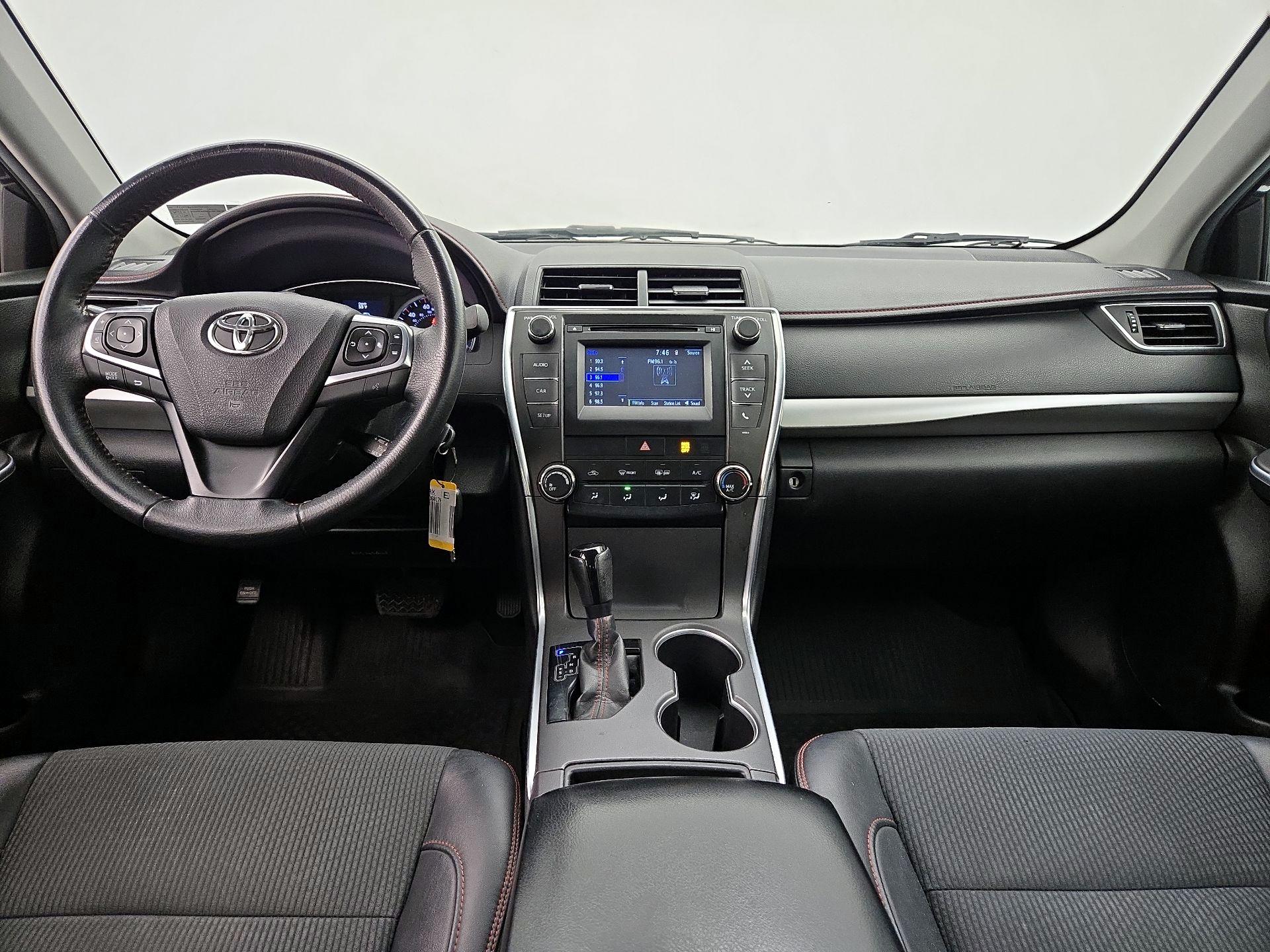 Thumbnail: 2017 Toyota Camry - 9