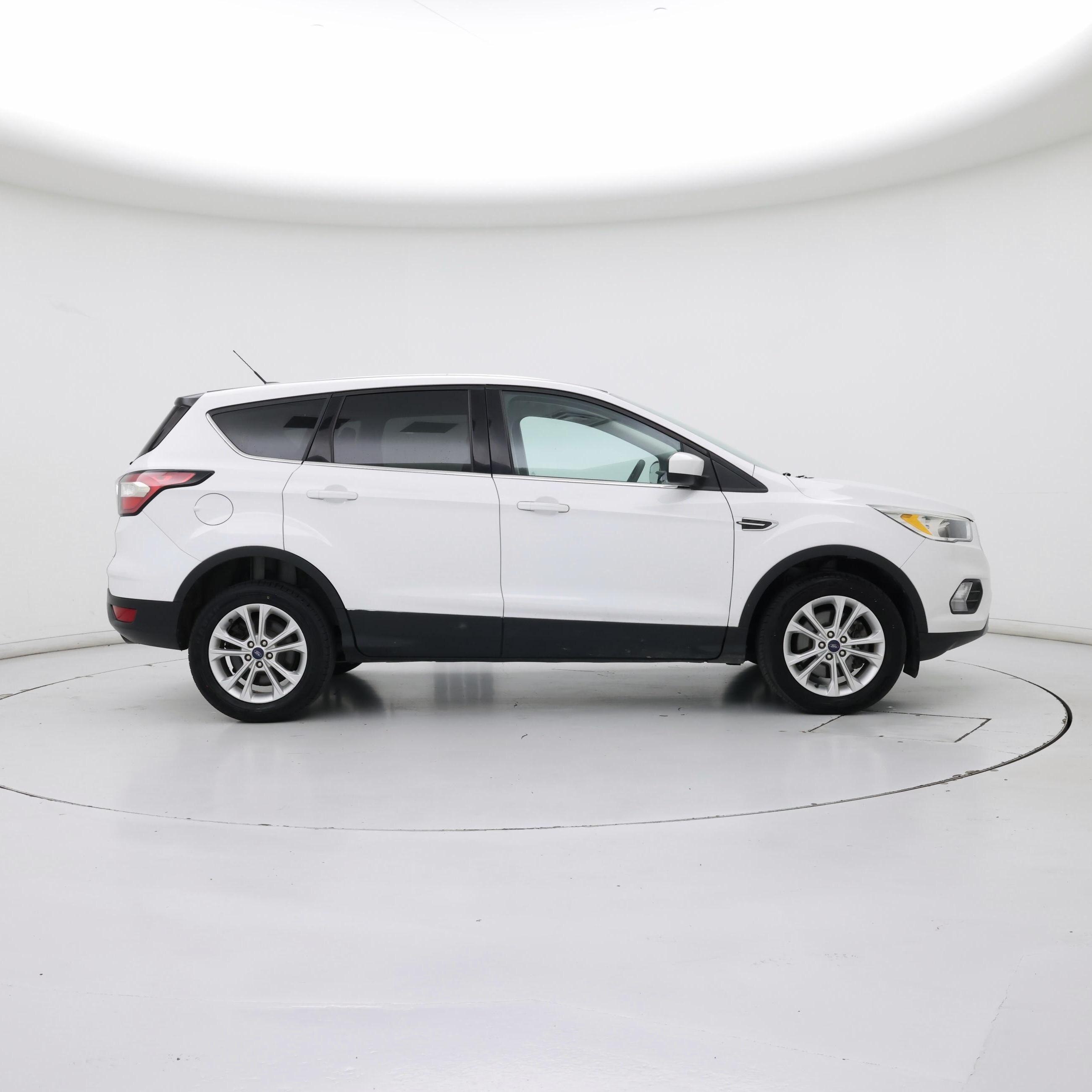 Thumbnail: 2017 Ford Escape - 7