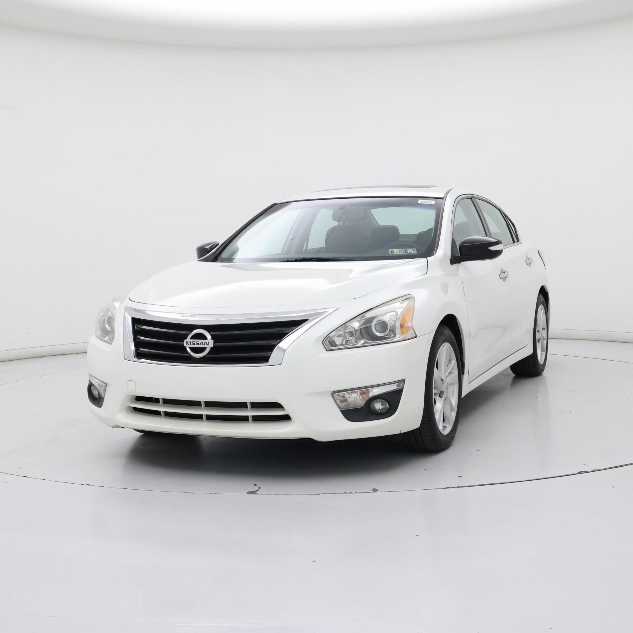 Thumbnail: 2014 Nissan Altima - 4