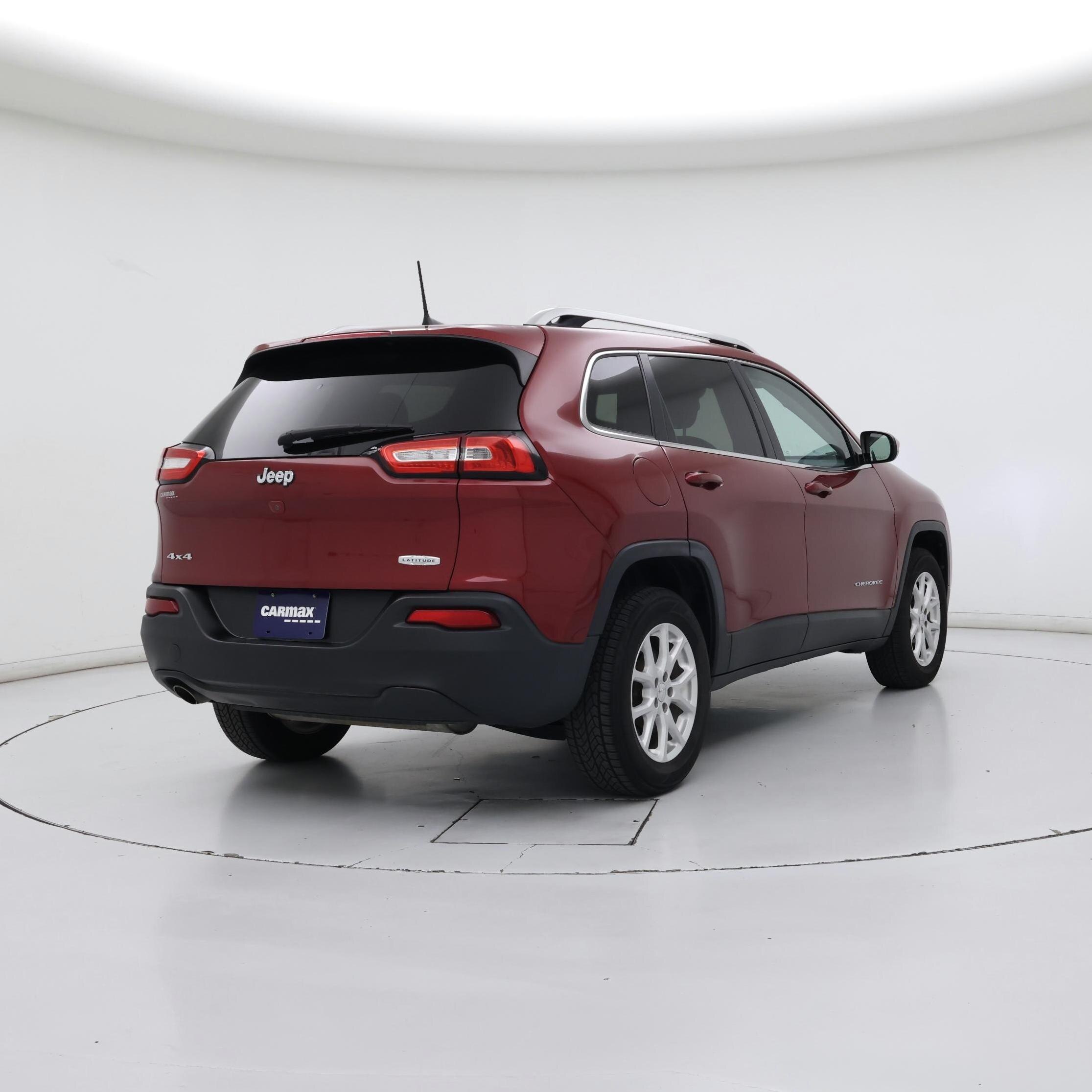 Thumbnail: 2016 Jeep Cherokee - 8