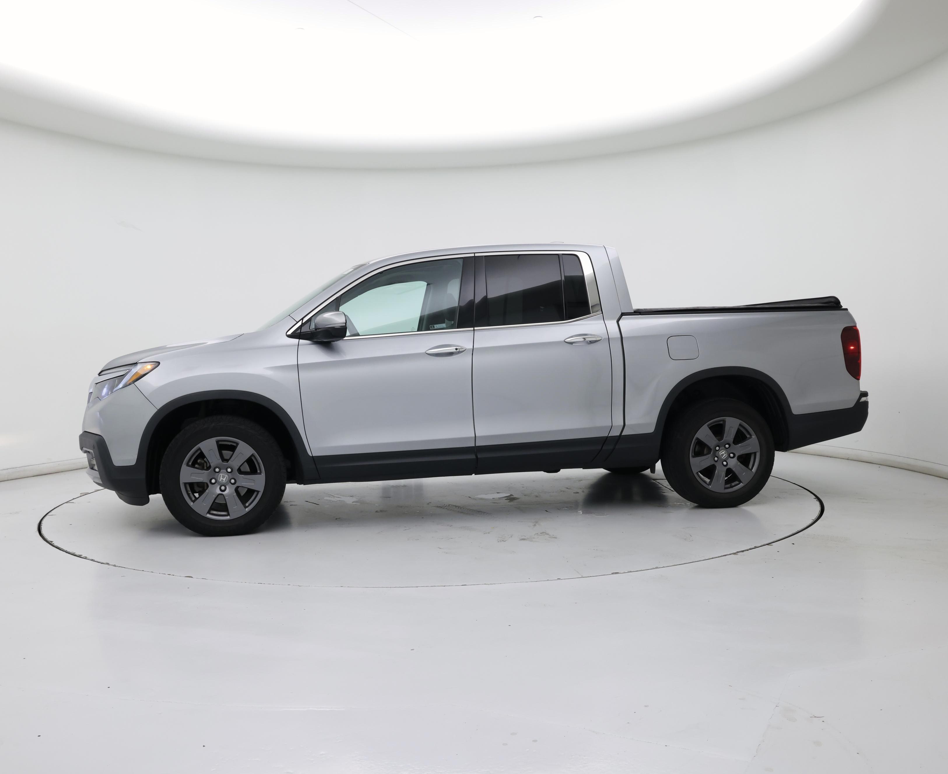 Thumbnail: 2020 Honda Ridgeline - 3