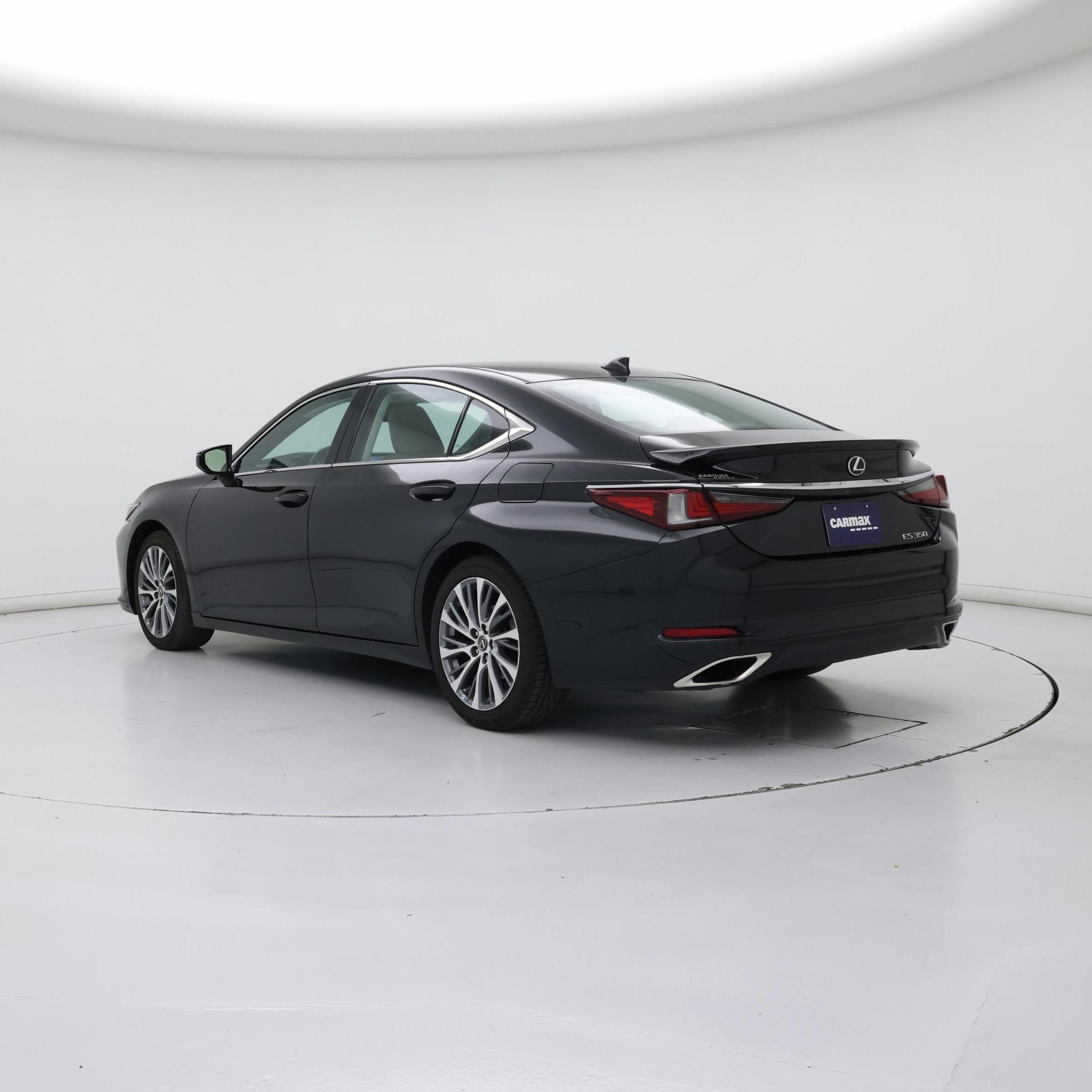 Thumbnail: 2020 Lexus ES - 2