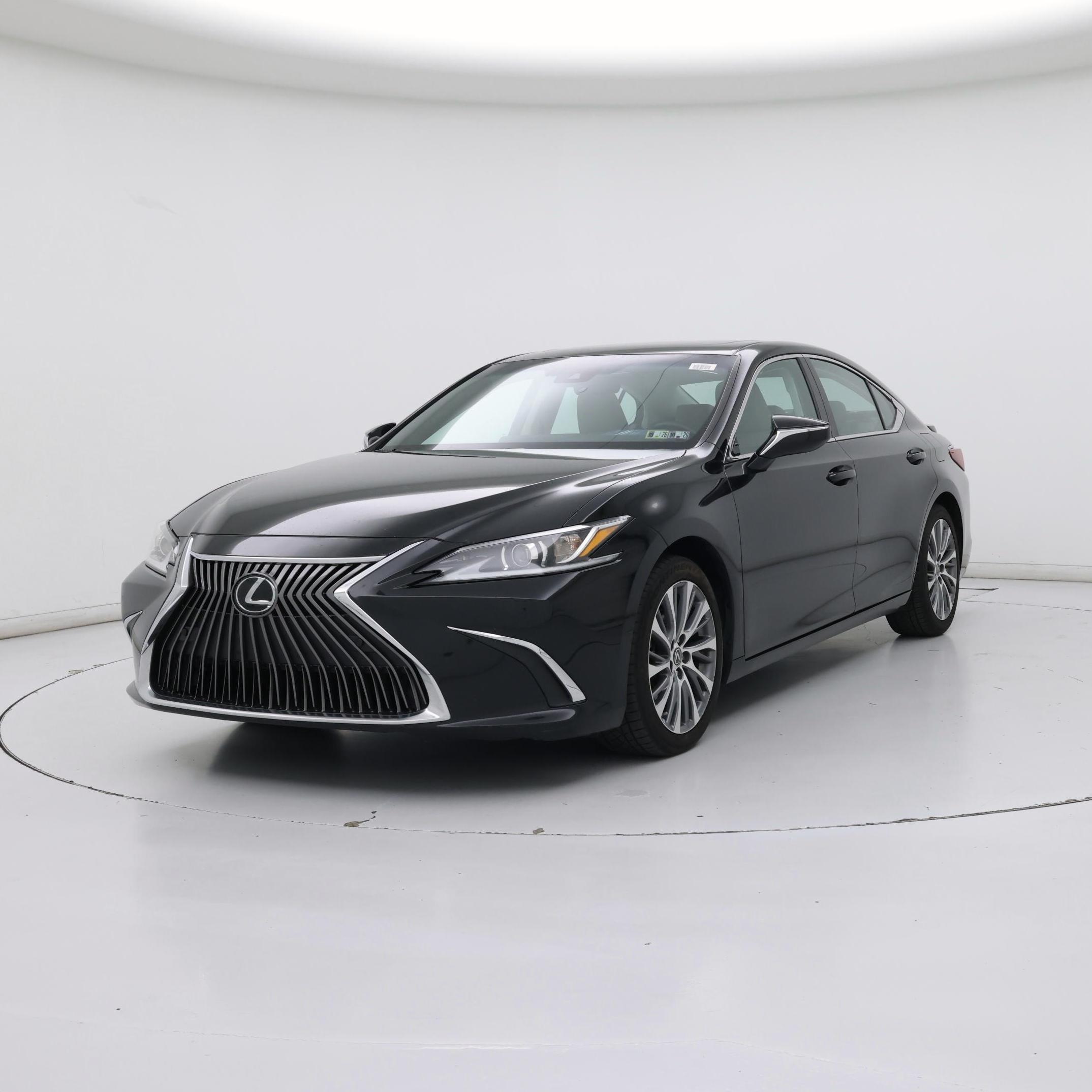 Thumbnail: 2020 Lexus ES - 4
