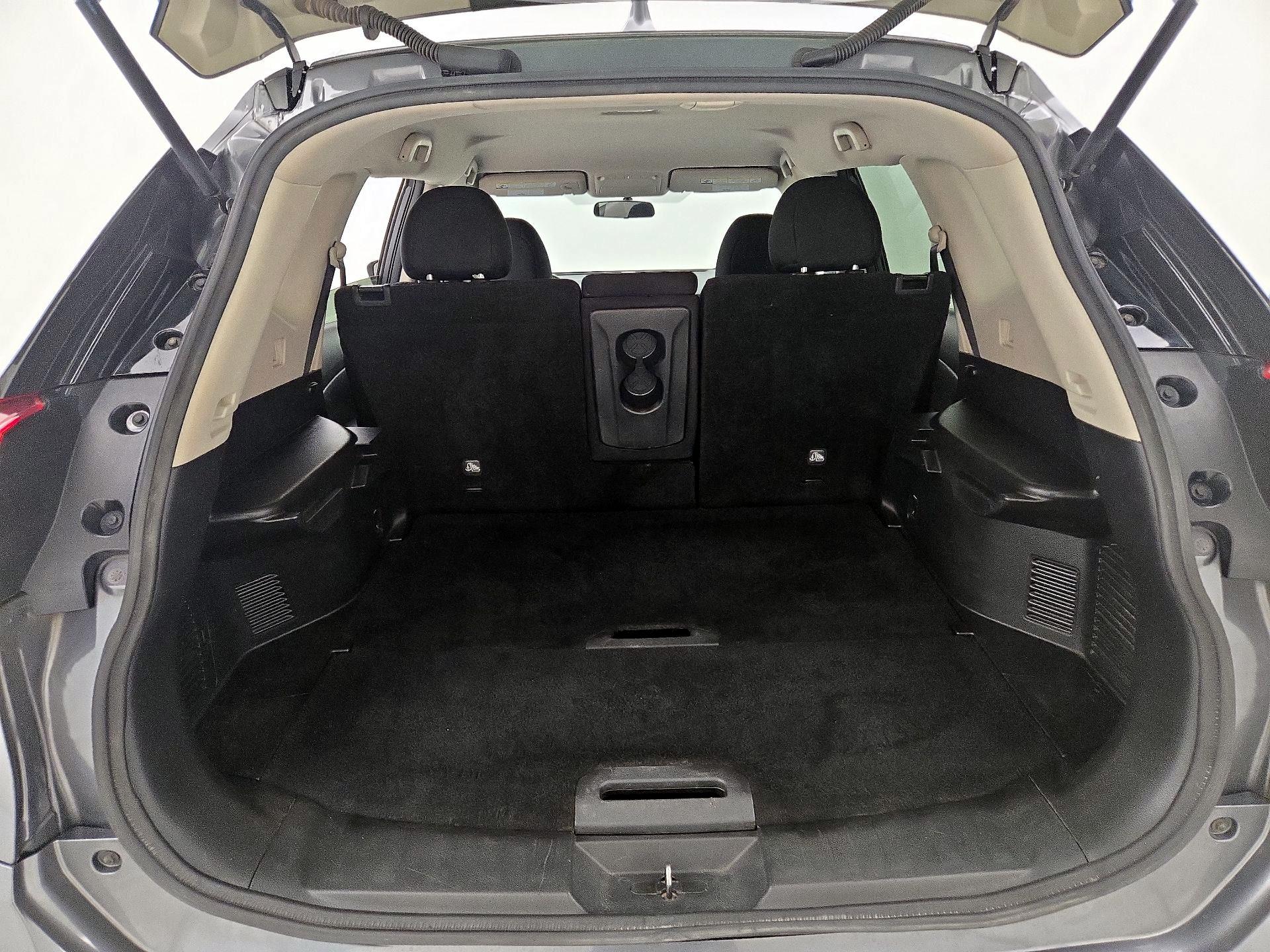 Thumbnail: 2018 Nissan Rogue - 20