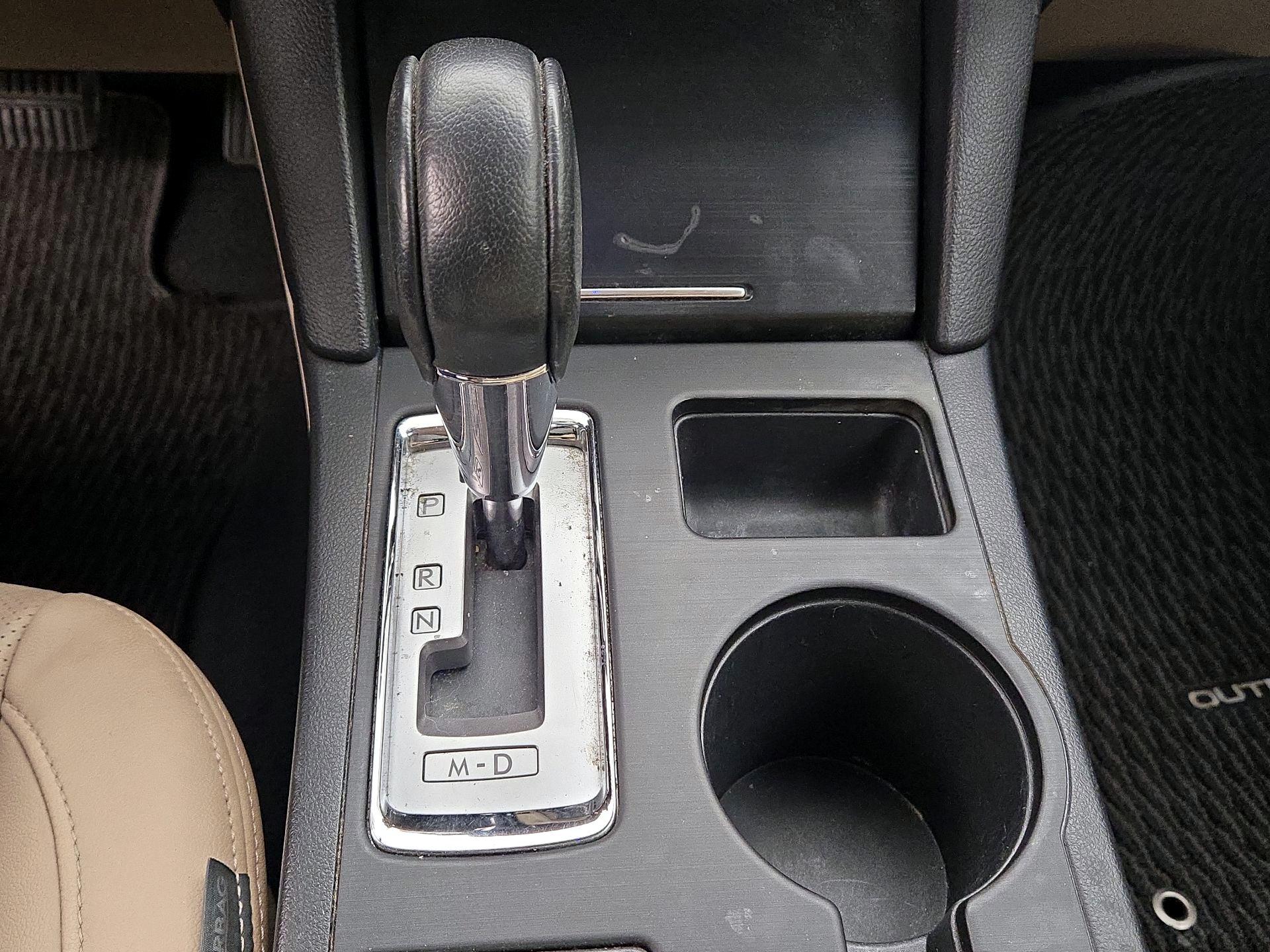 Thumbnail: 2015 Subaru Outback - 17