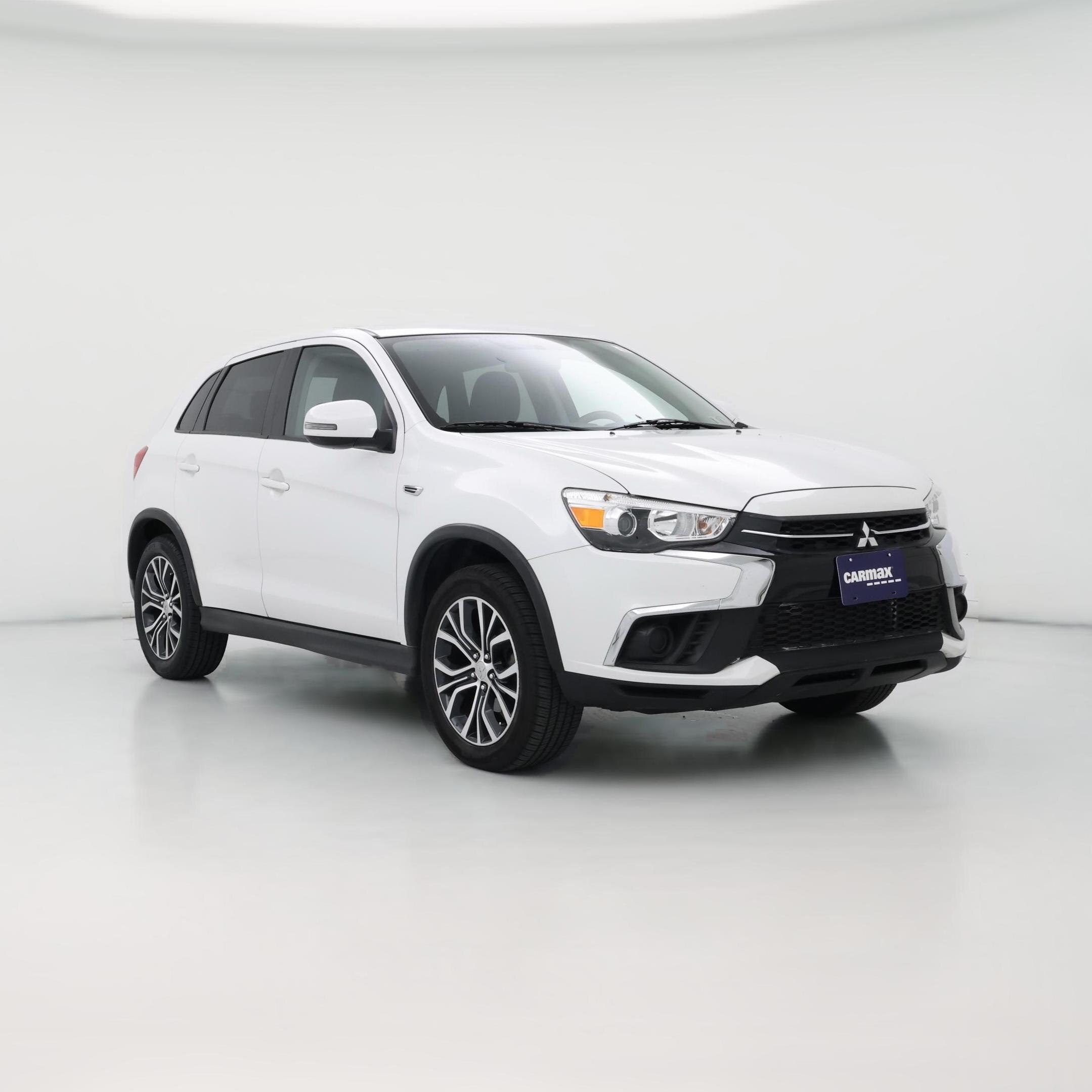 Thumbnail: 2019 Mitsubishi Outlander Sport - 1