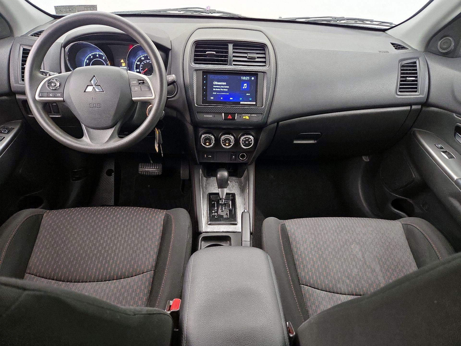 Thumbnail: 2019 Mitsubishi Outlander Sport - 9