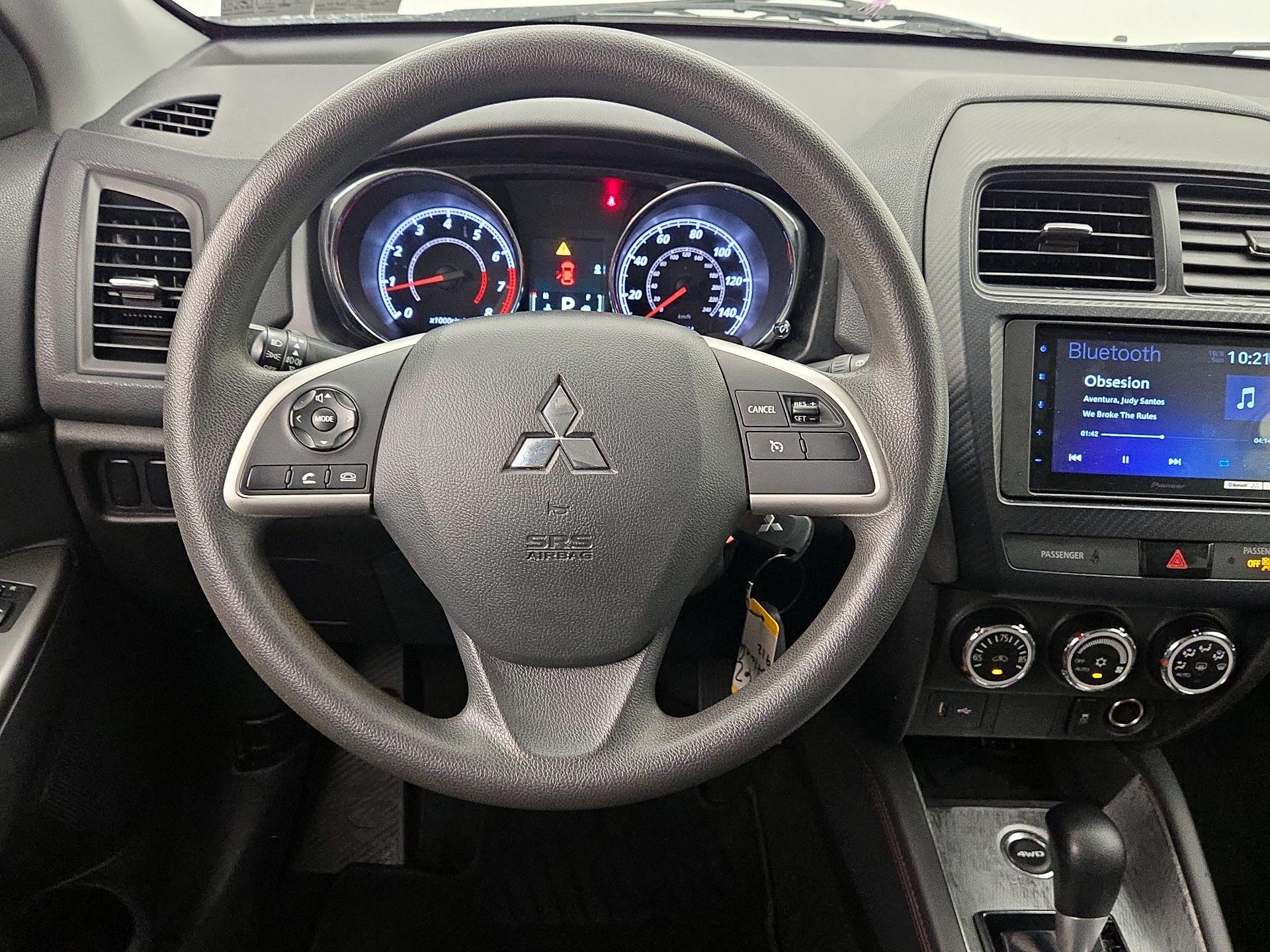 Thumbnail: 2019 Mitsubishi Outlander Sport - 10