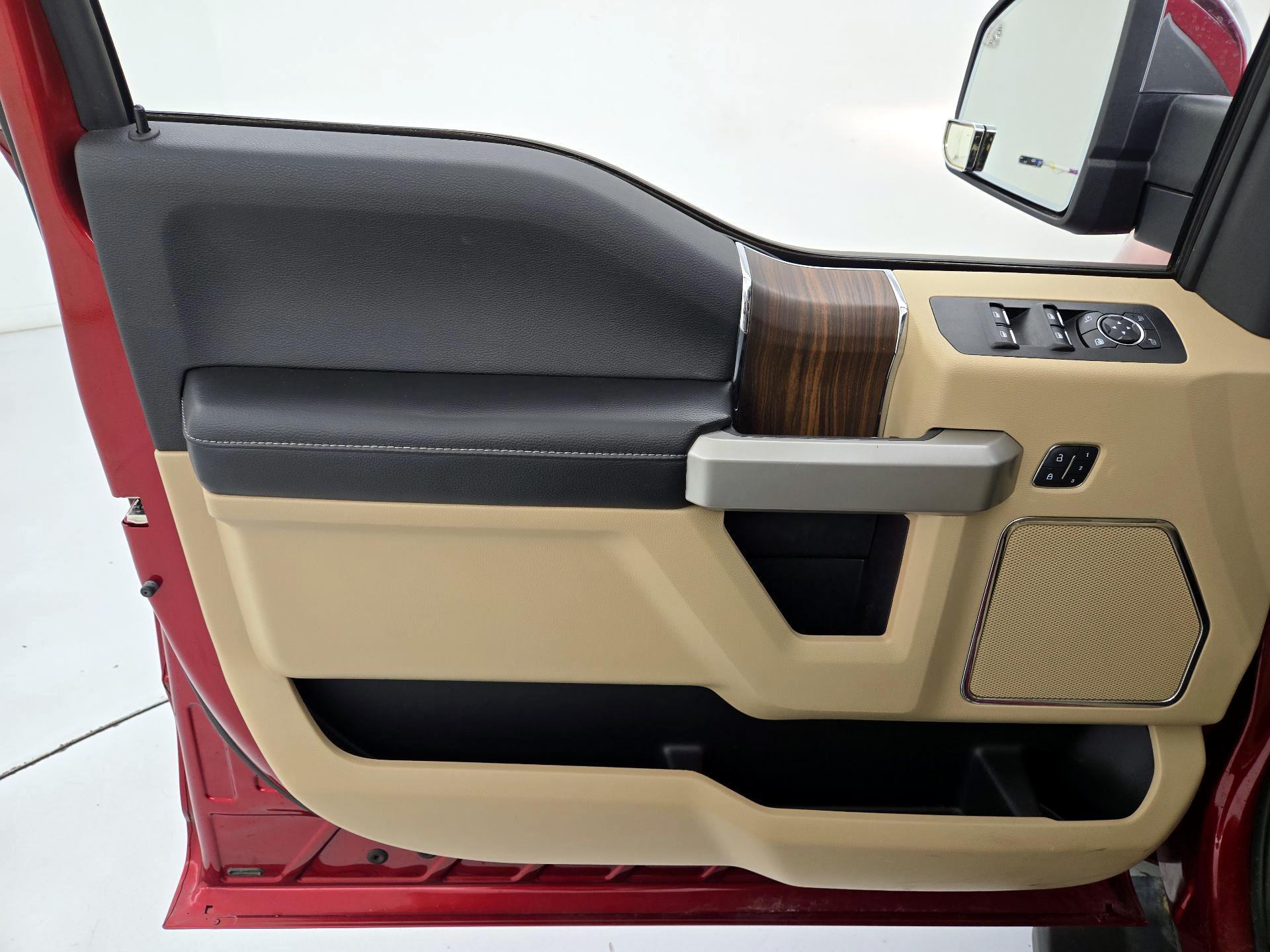 Thumbnail: 2017 Ford F-150 - 12