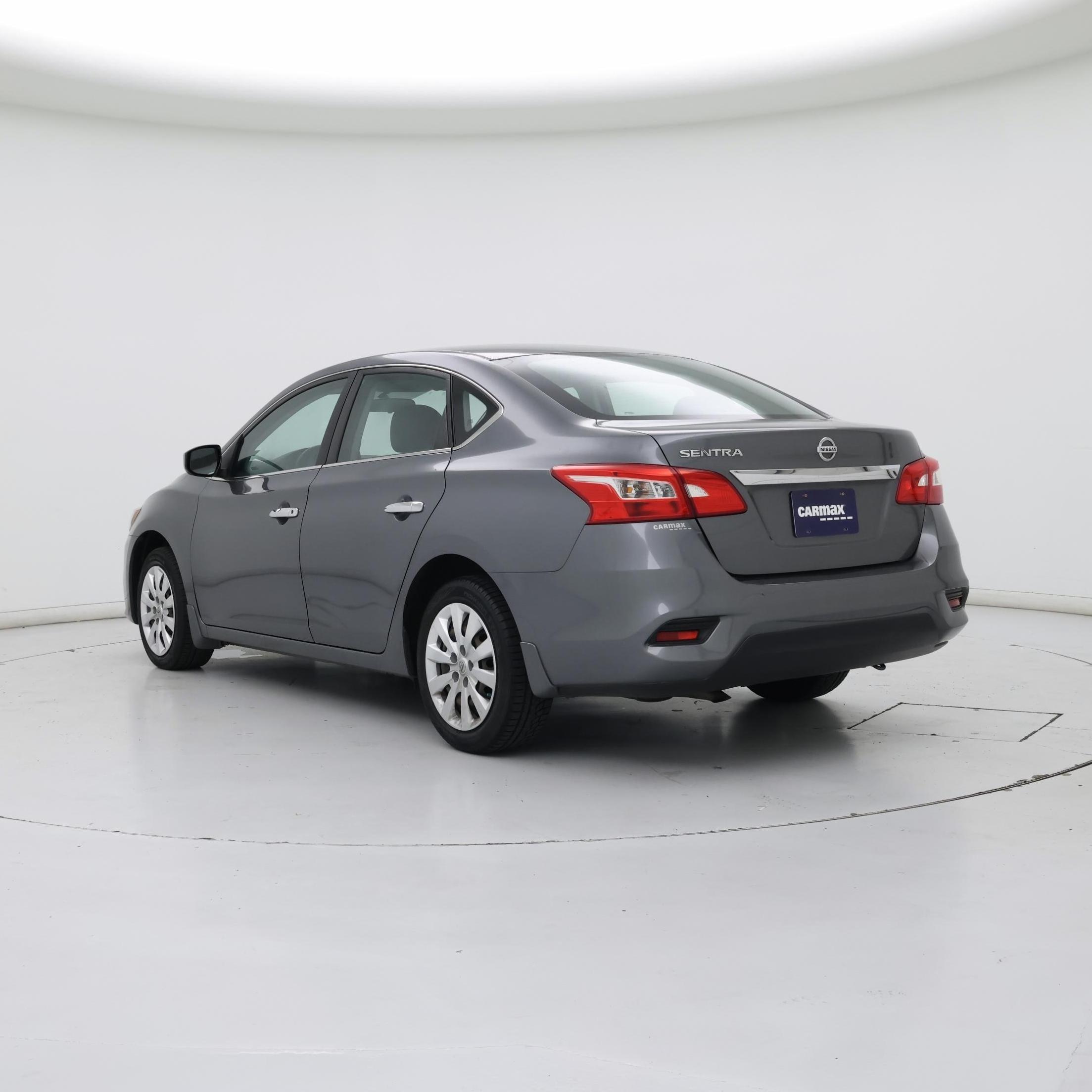 Thumbnail: 2016 Nissan Sentra - 2
