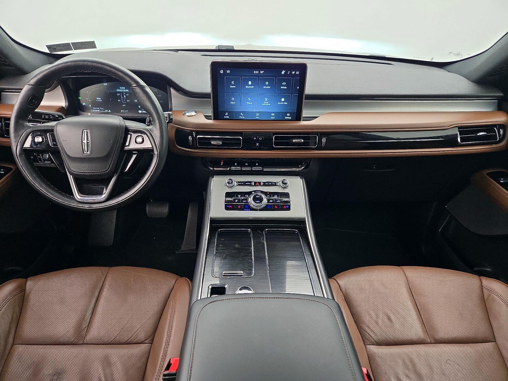 Thumbnail: 2023 Lincoln Aviator - 9