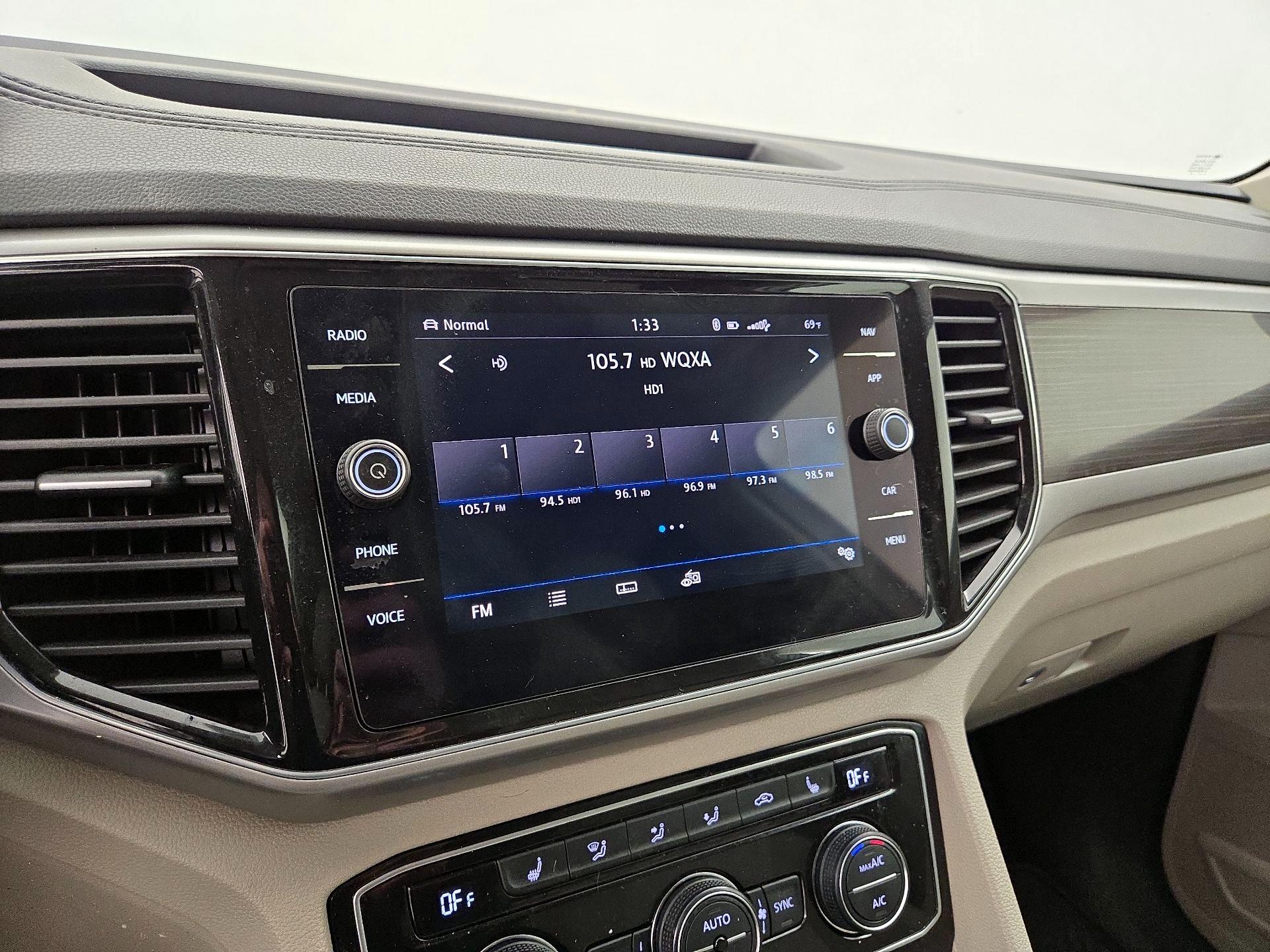 Thumbnail: 2019 Volkswagen Atlas - 16