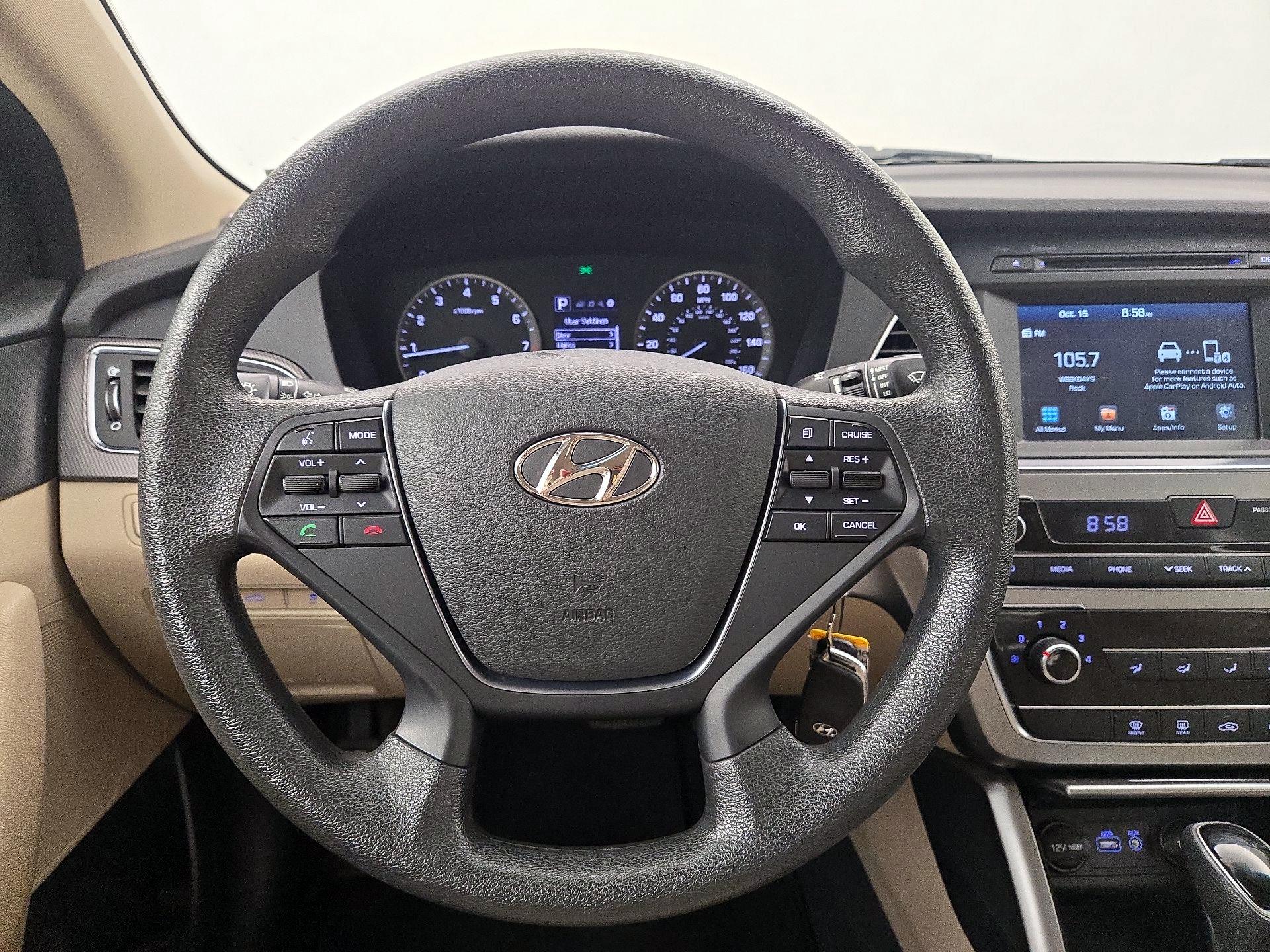 Thumbnail: 2017 Hyundai Sonata - 10