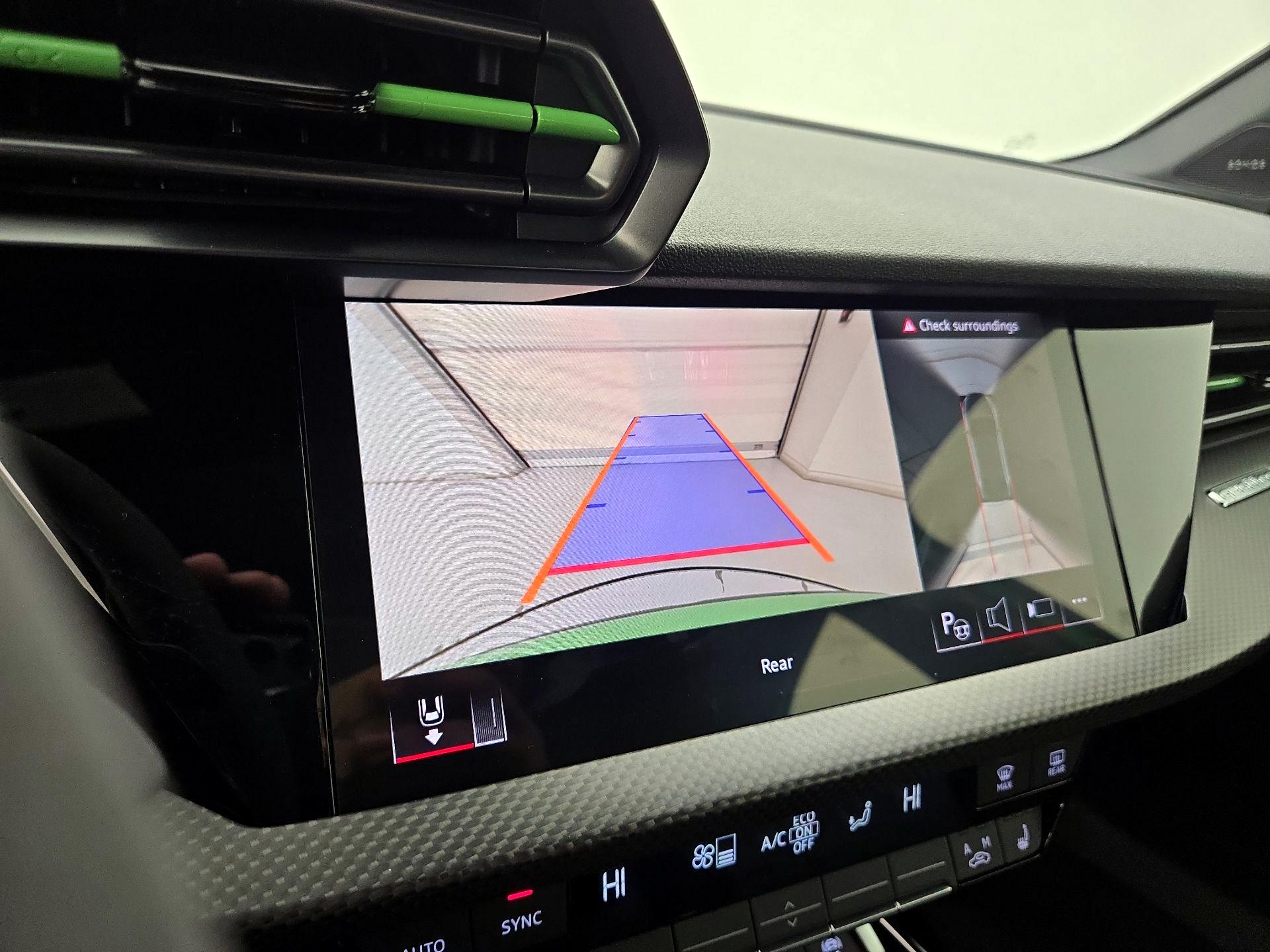 Thumbnail: 2025 Audi RS 3 - 14