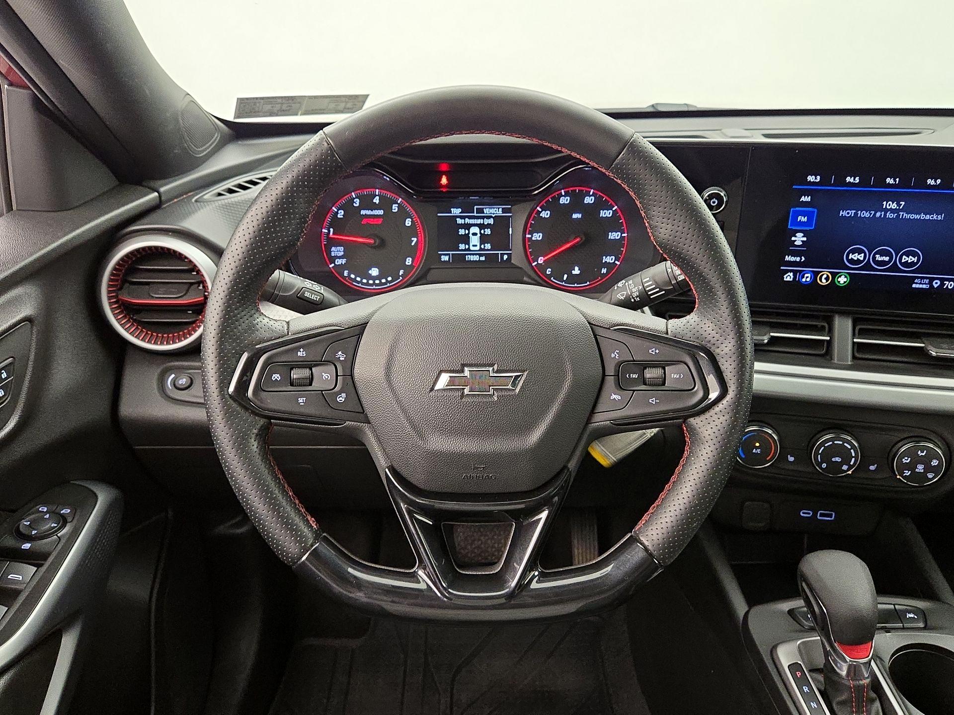 Thumbnail: 2024 Chevrolet Trax - 10