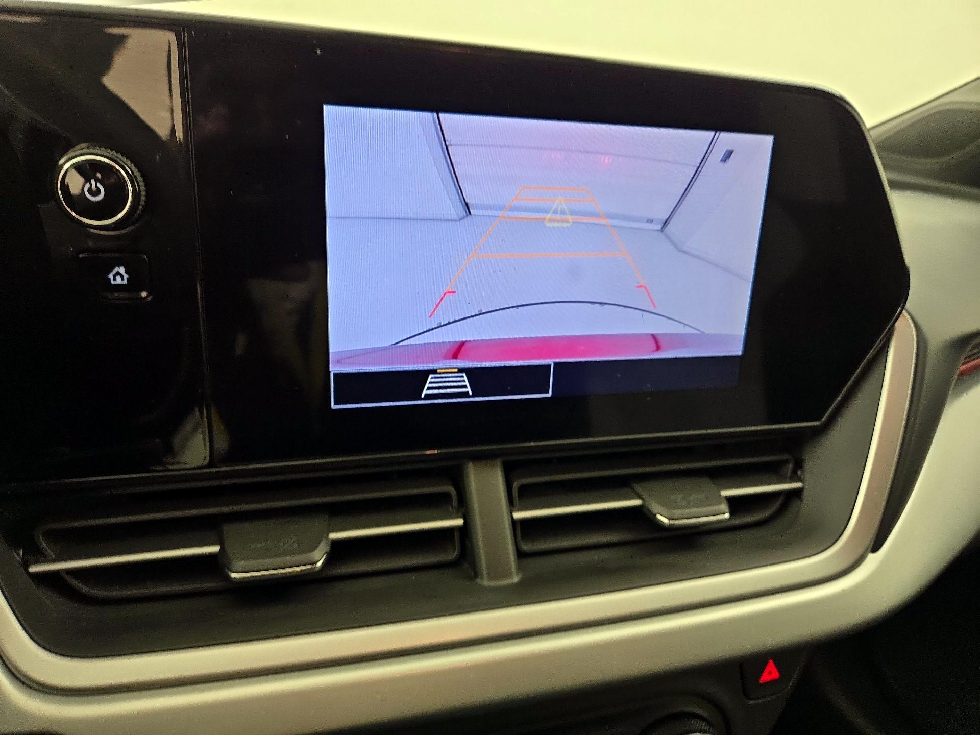 Thumbnail: 2024 Chevrolet Trax - 14