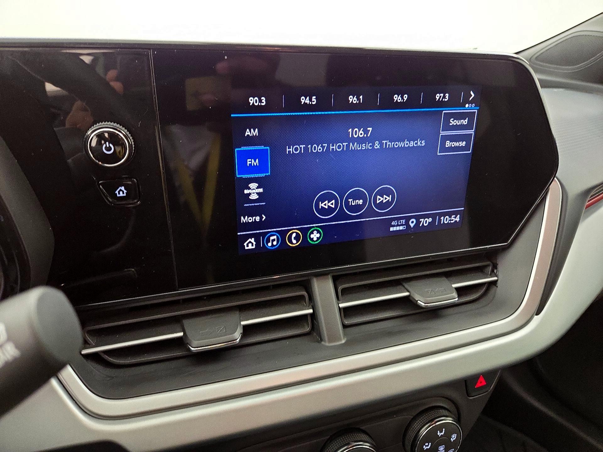 Thumbnail: 2024 Chevrolet Trax - 15