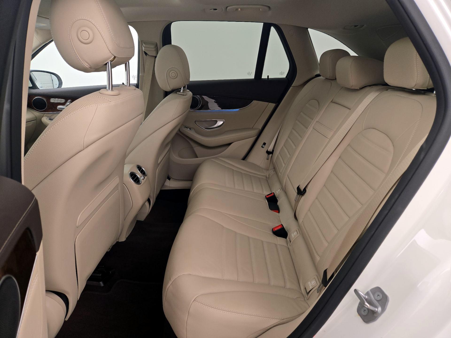 Thumbnail: 2016 Mercedes-Benz GLC - 19