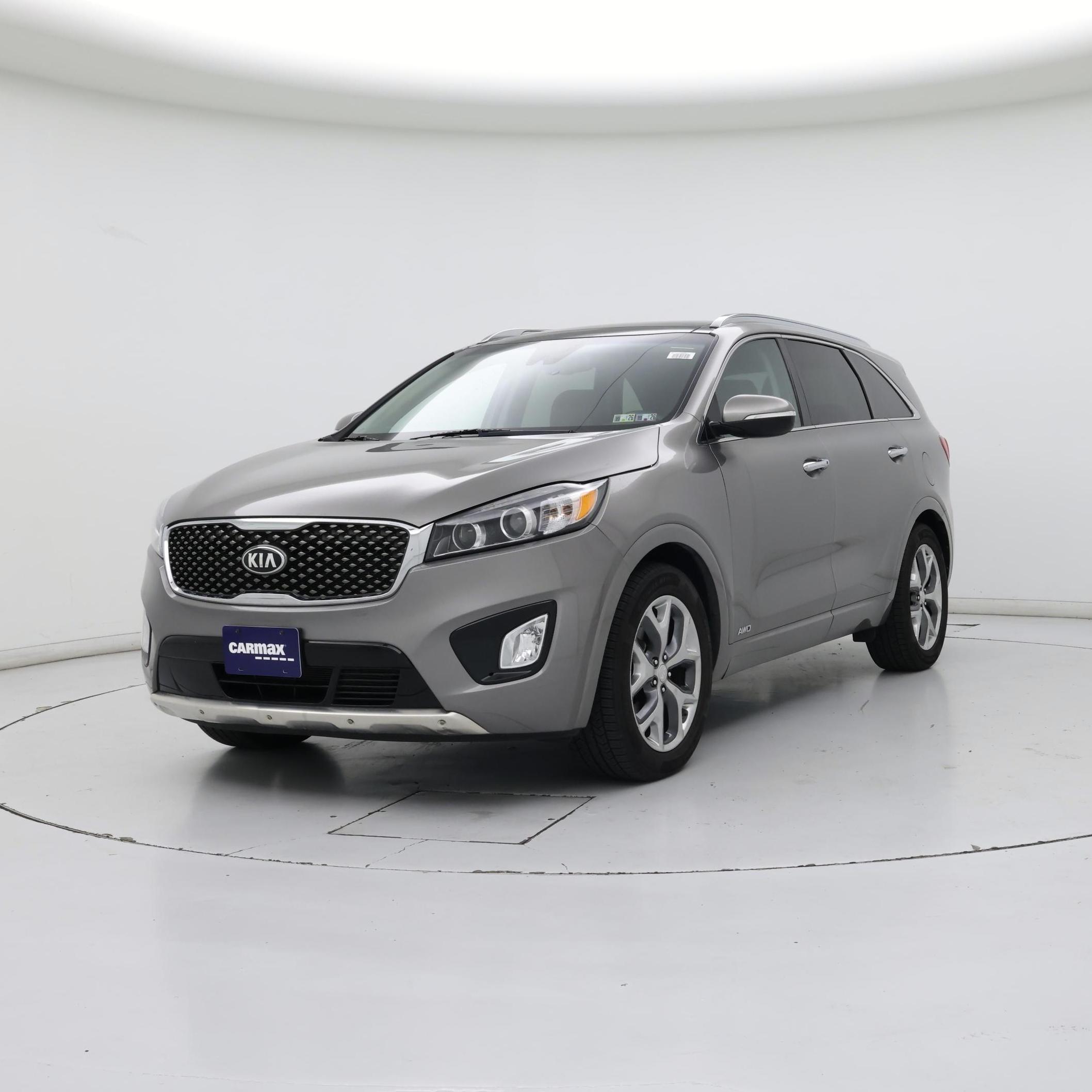 Thumbnail: 2017 Kia Sorento - 4