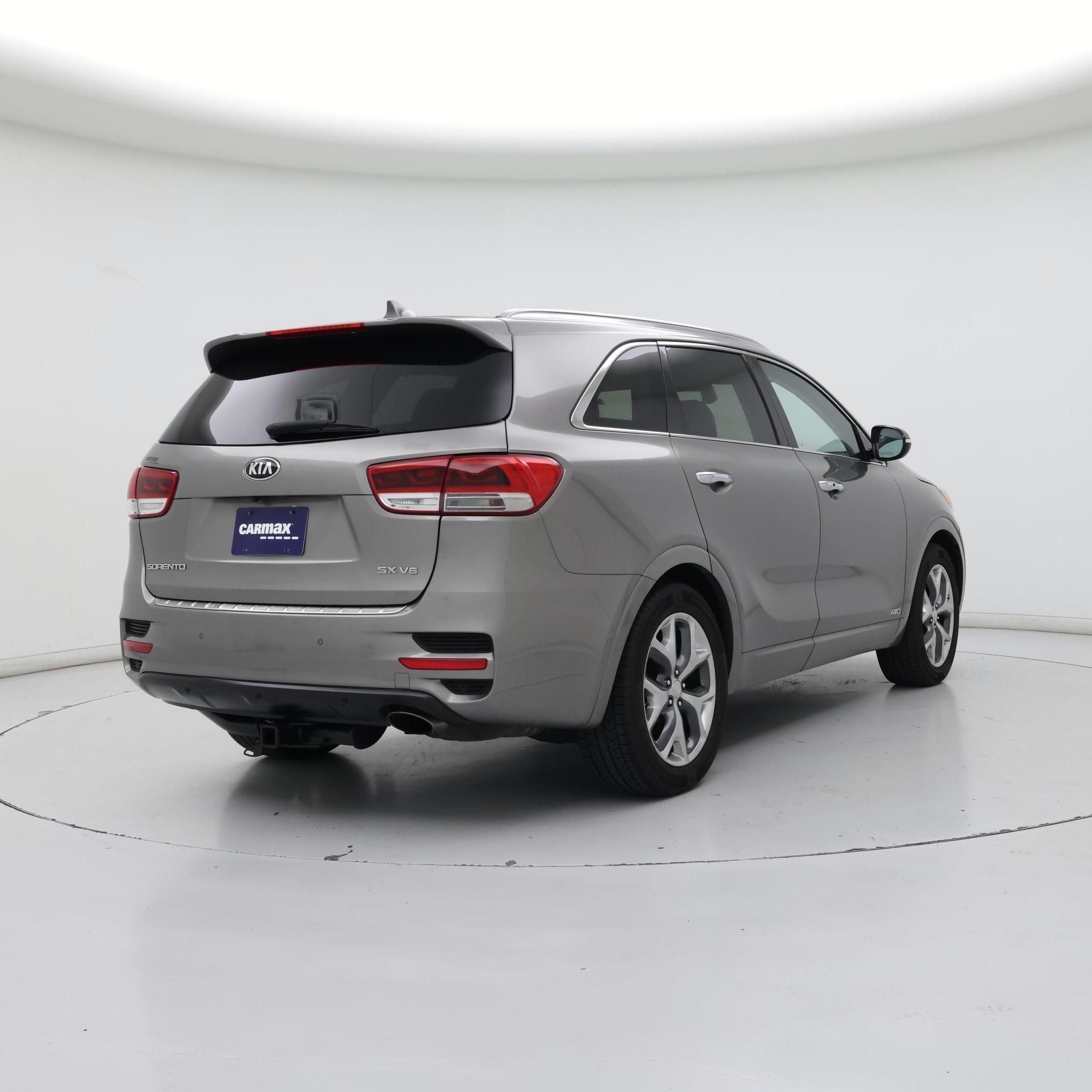 Thumbnail: 2017 Kia Sorento - 8
