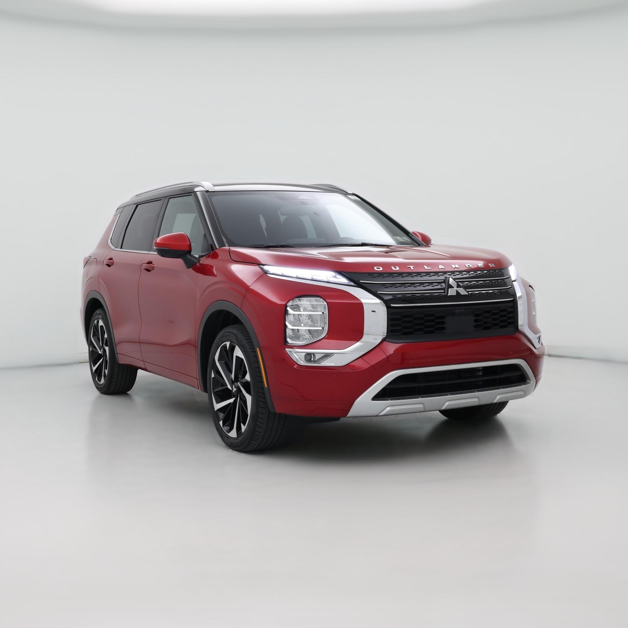 Thumbnail: 2023 Mitsubishi Outlander - 1