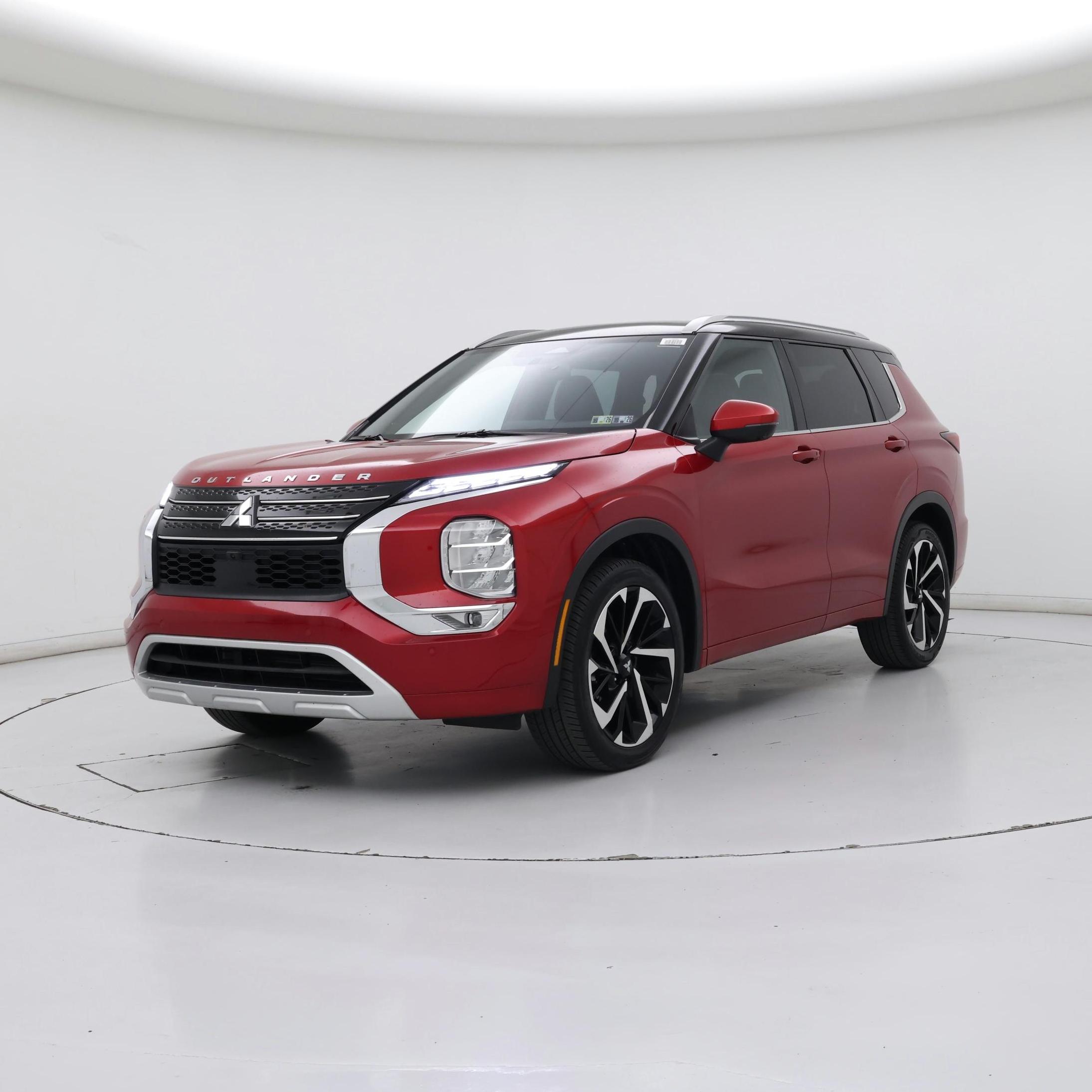 Thumbnail: 2023 Mitsubishi Outlander - 4