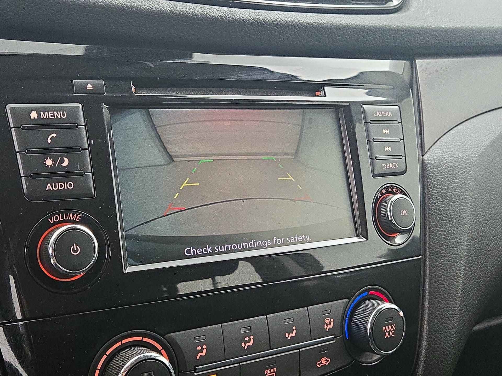 Thumbnail: 2020 Nissan Rogue Sport - 14