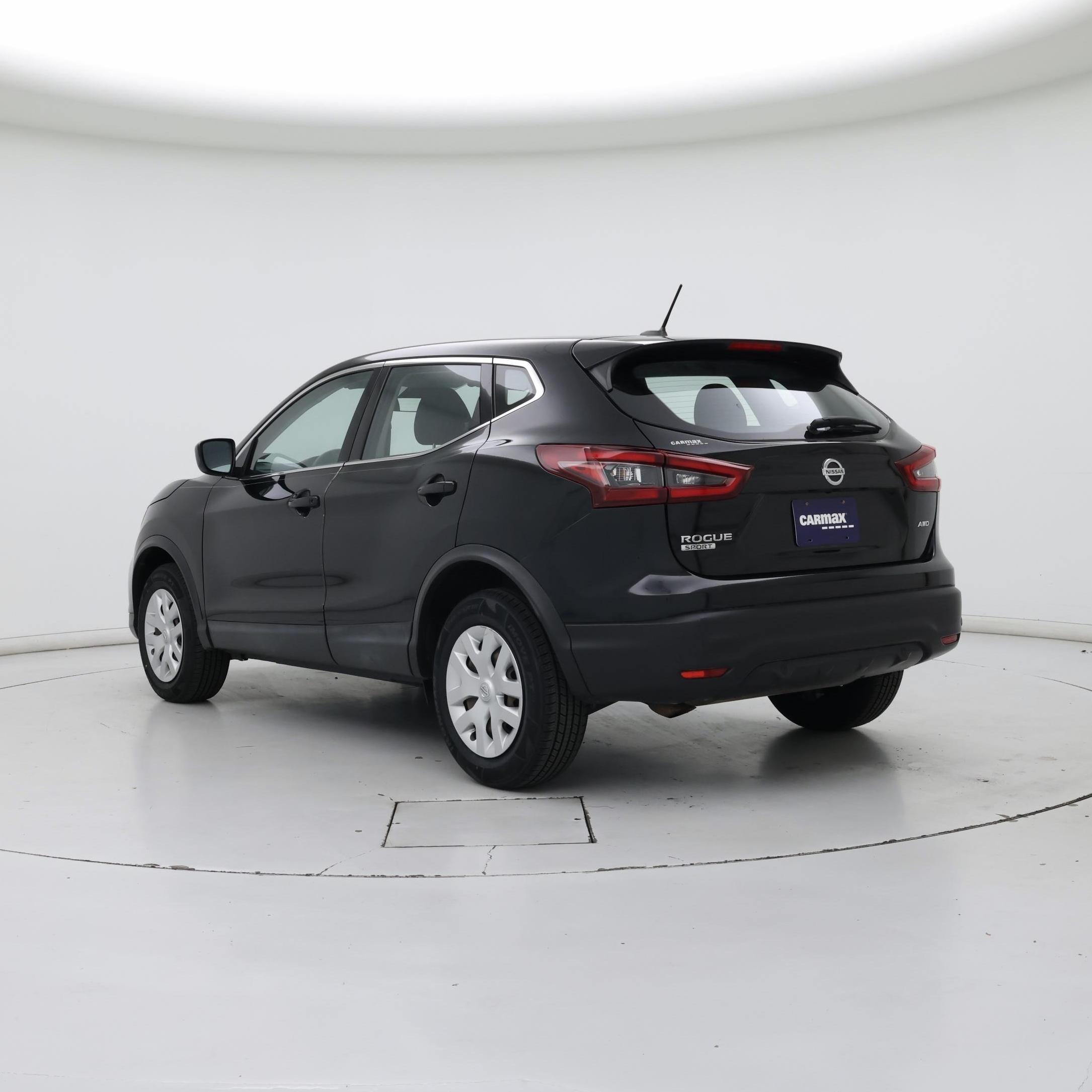 Thumbnail: 2020 Nissan Rogue Sport - 2