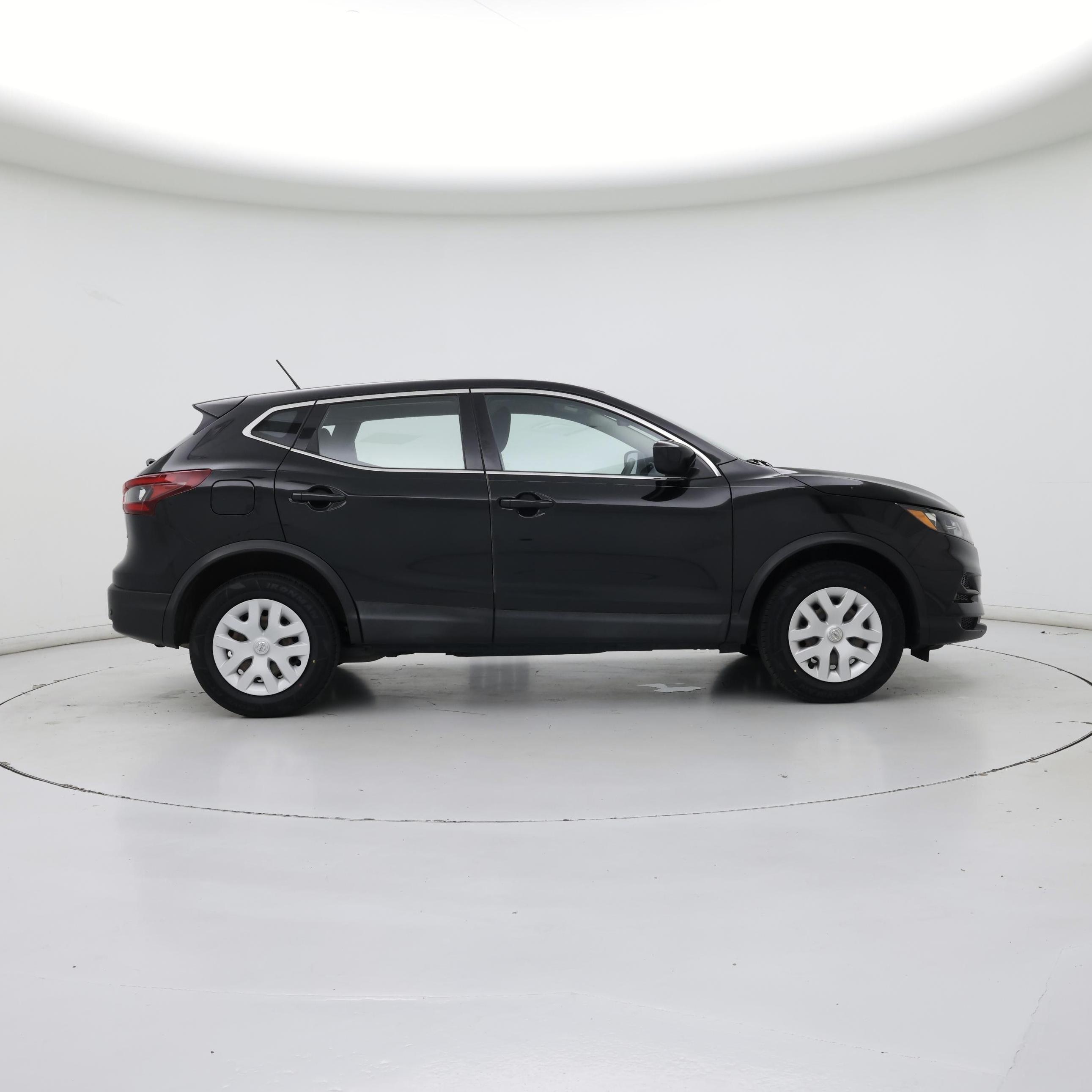 Thumbnail: 2020 Nissan Rogue Sport - 7