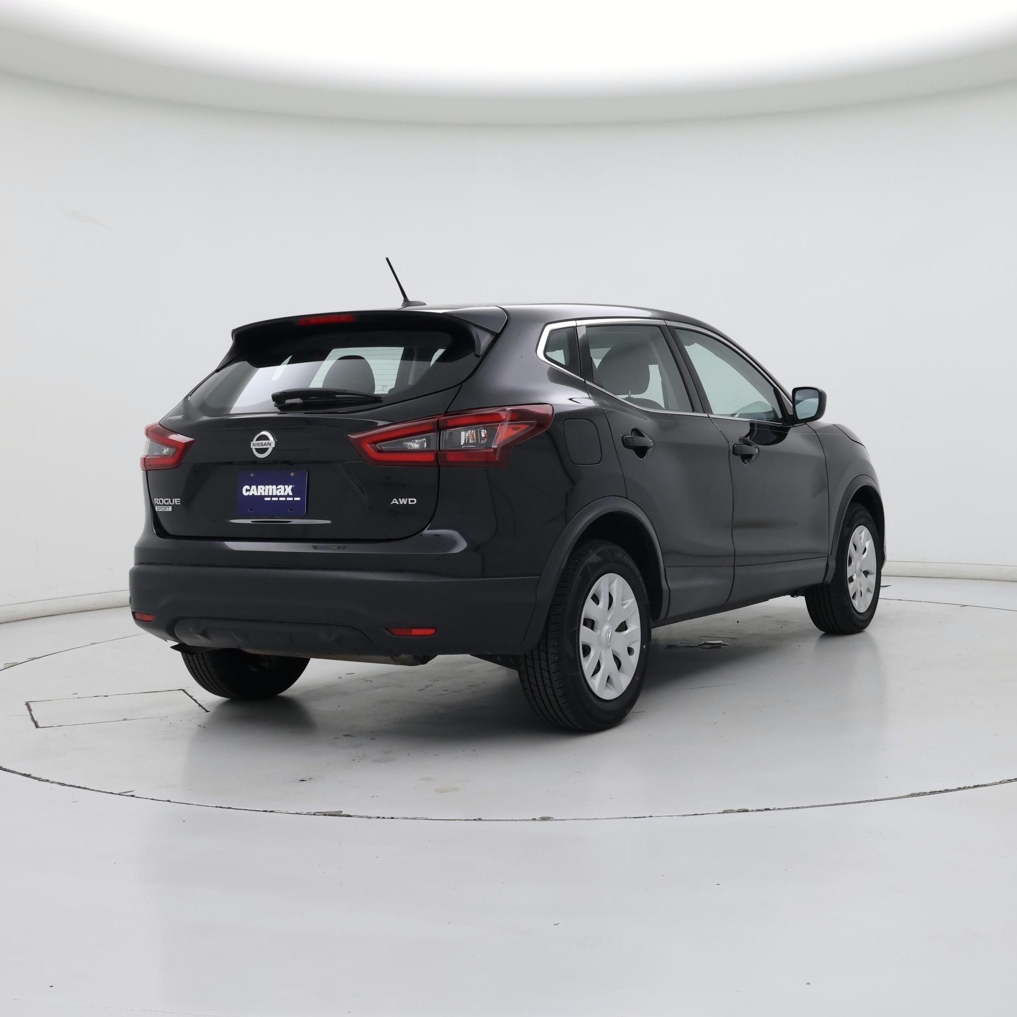 Thumbnail: 2020 Nissan Rogue Sport - 8