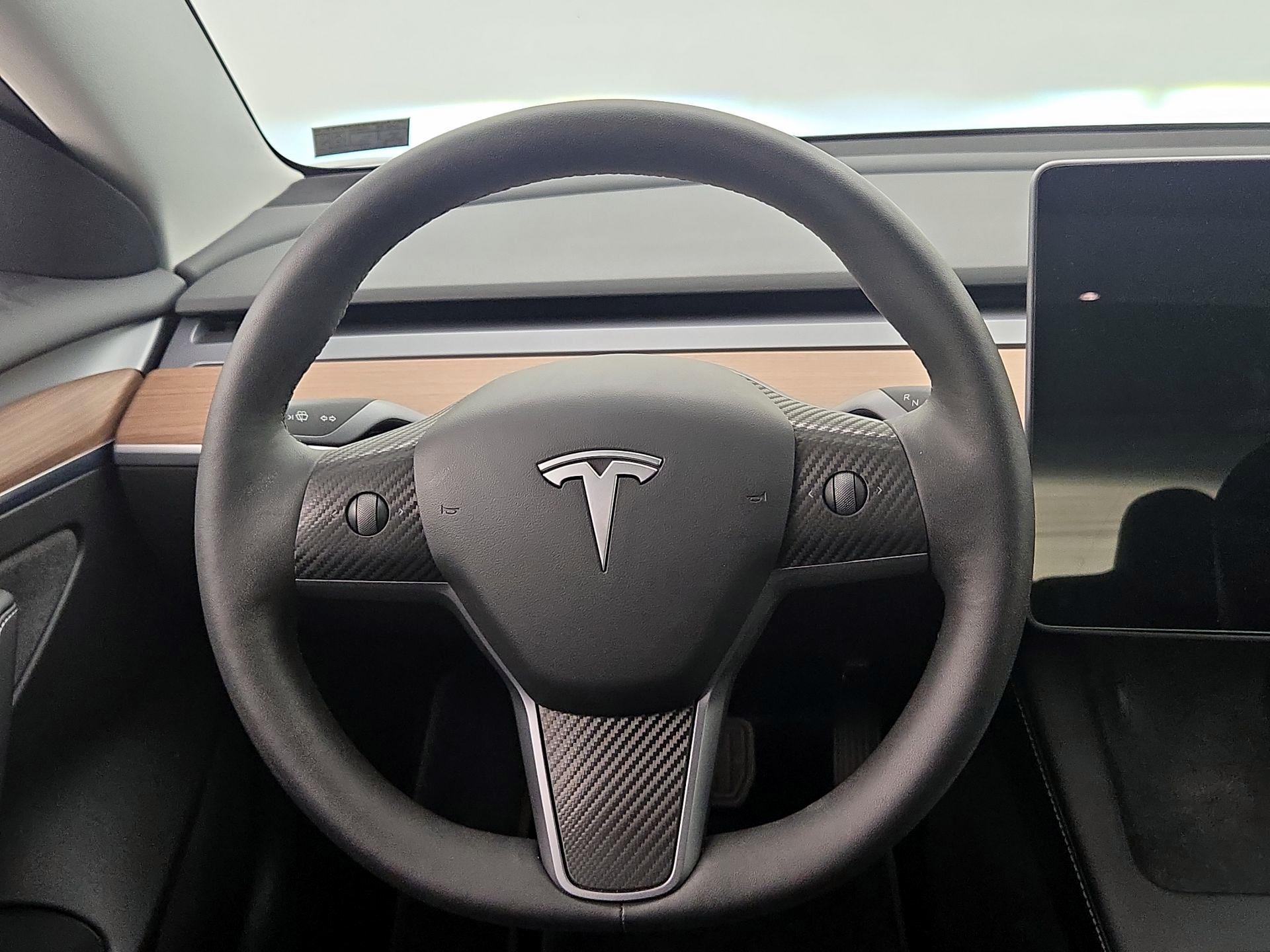 Thumbnail: 2022 Tesla Model 3 - 10