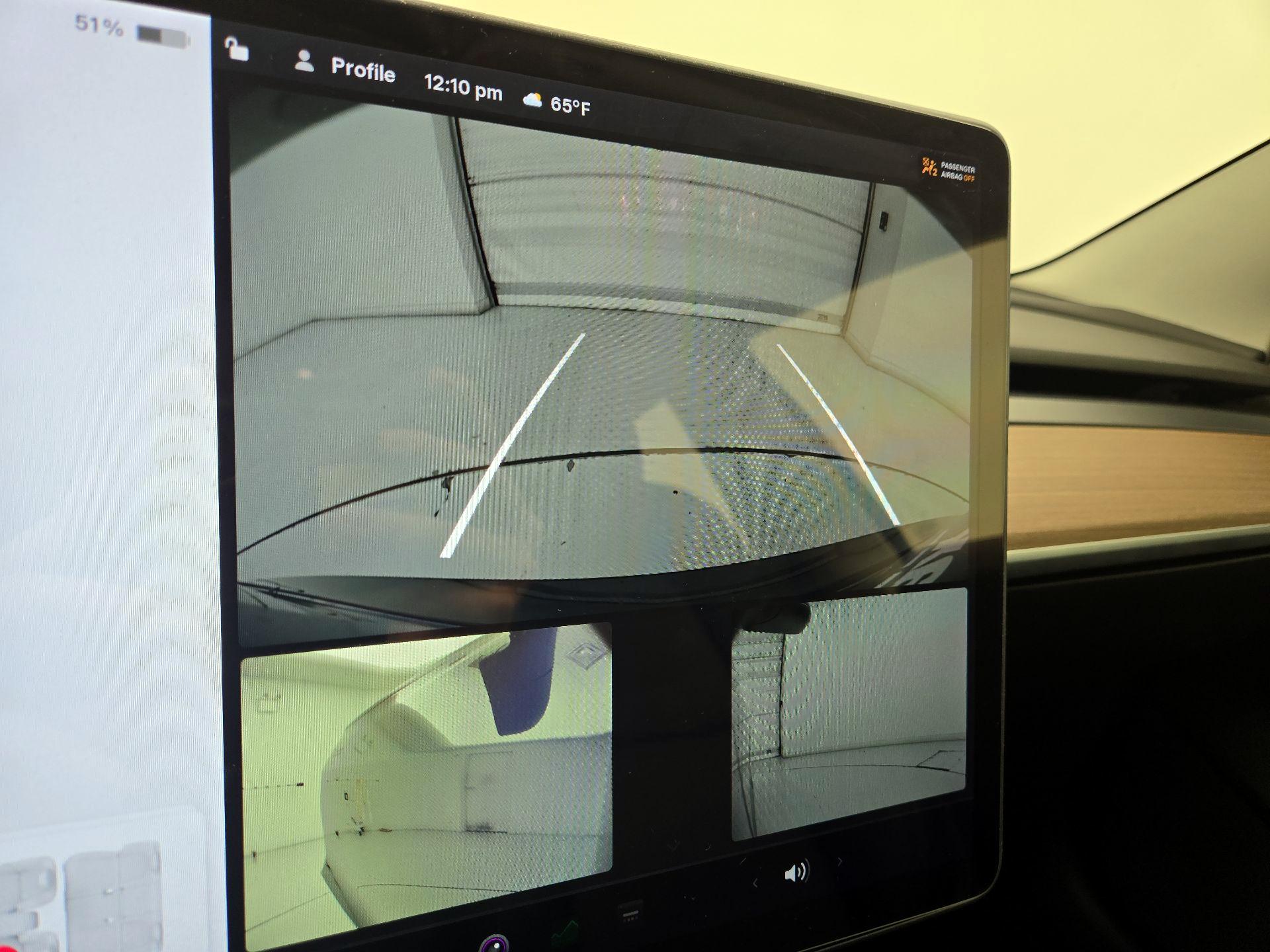 Thumbnail: 2022 Tesla Model 3 - 14