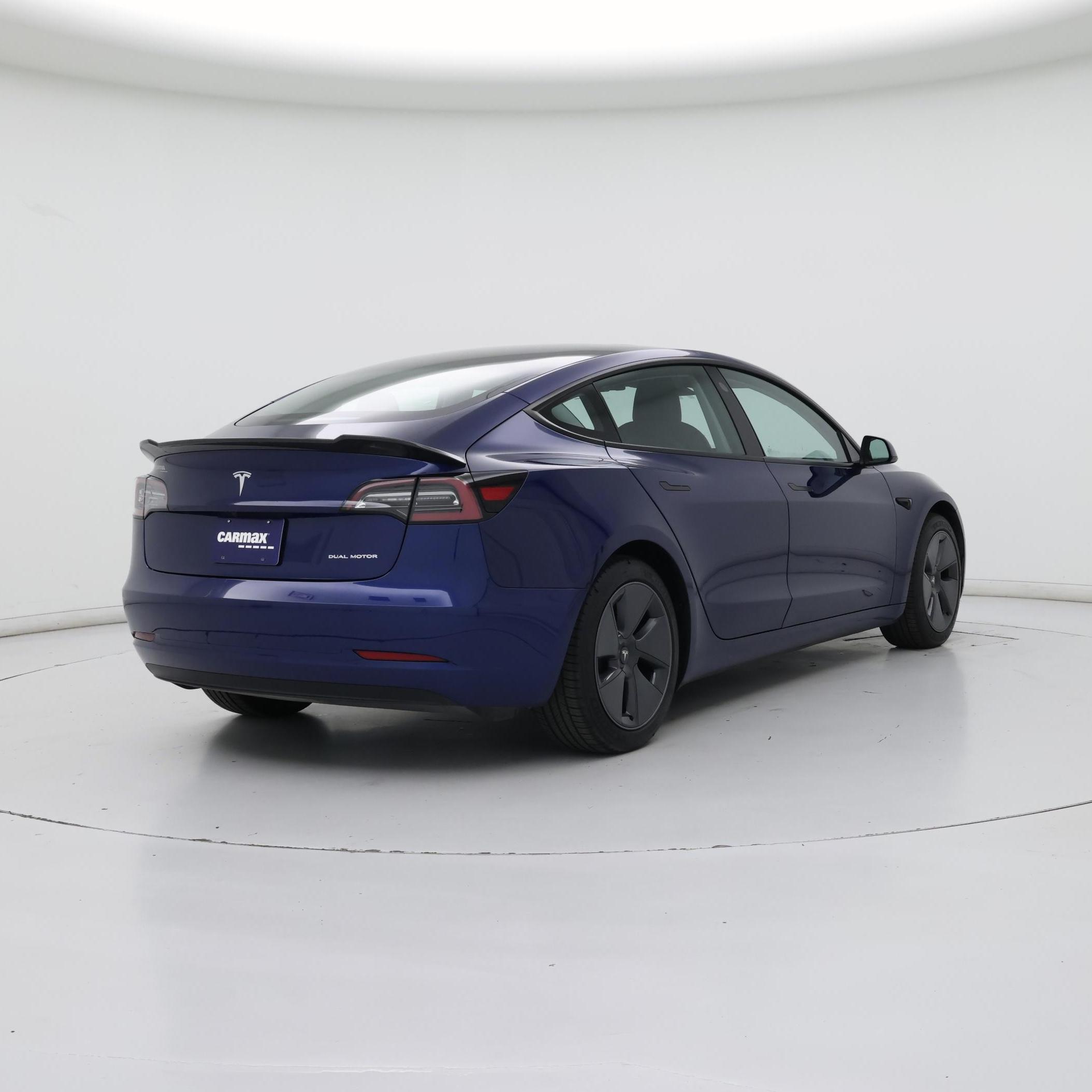 Thumbnail: 2022 Tesla Model 3 - 8
