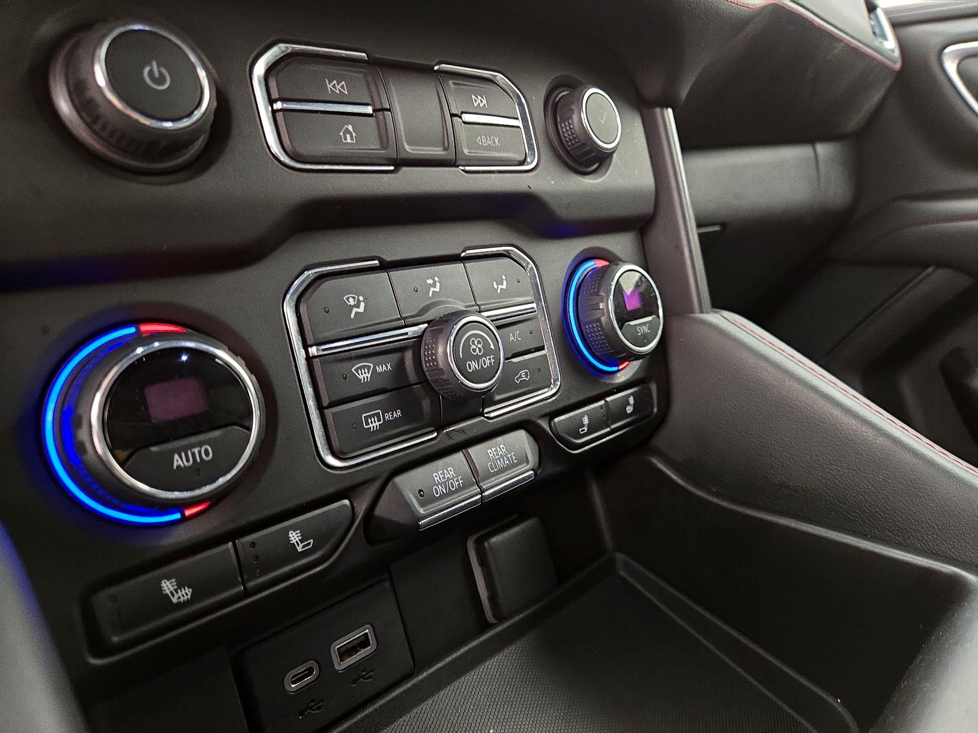 Thumbnail: 2021 Chevrolet Tahoe - 16