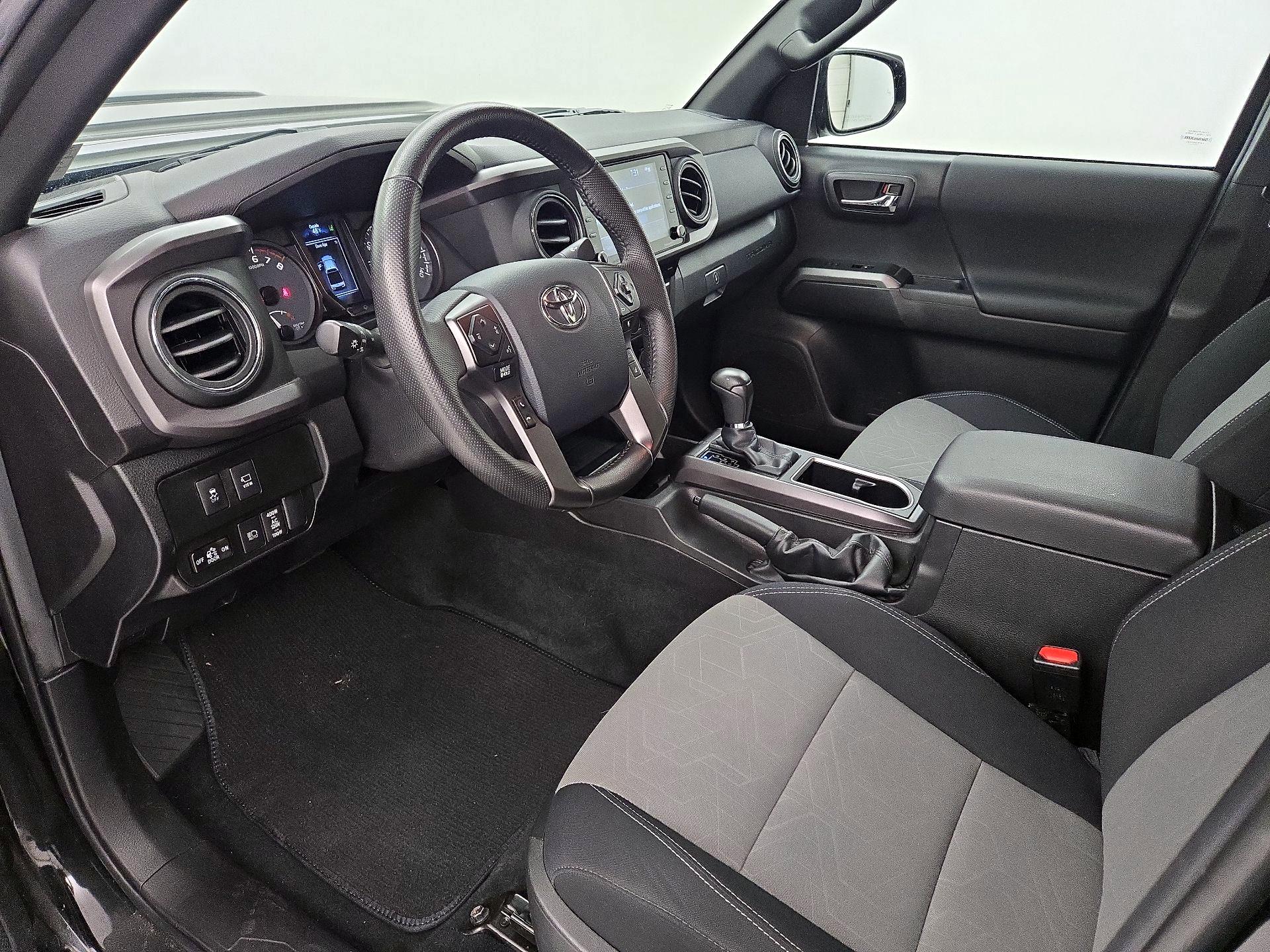 Thumbnail: 2023 Toyota Tacoma - 11