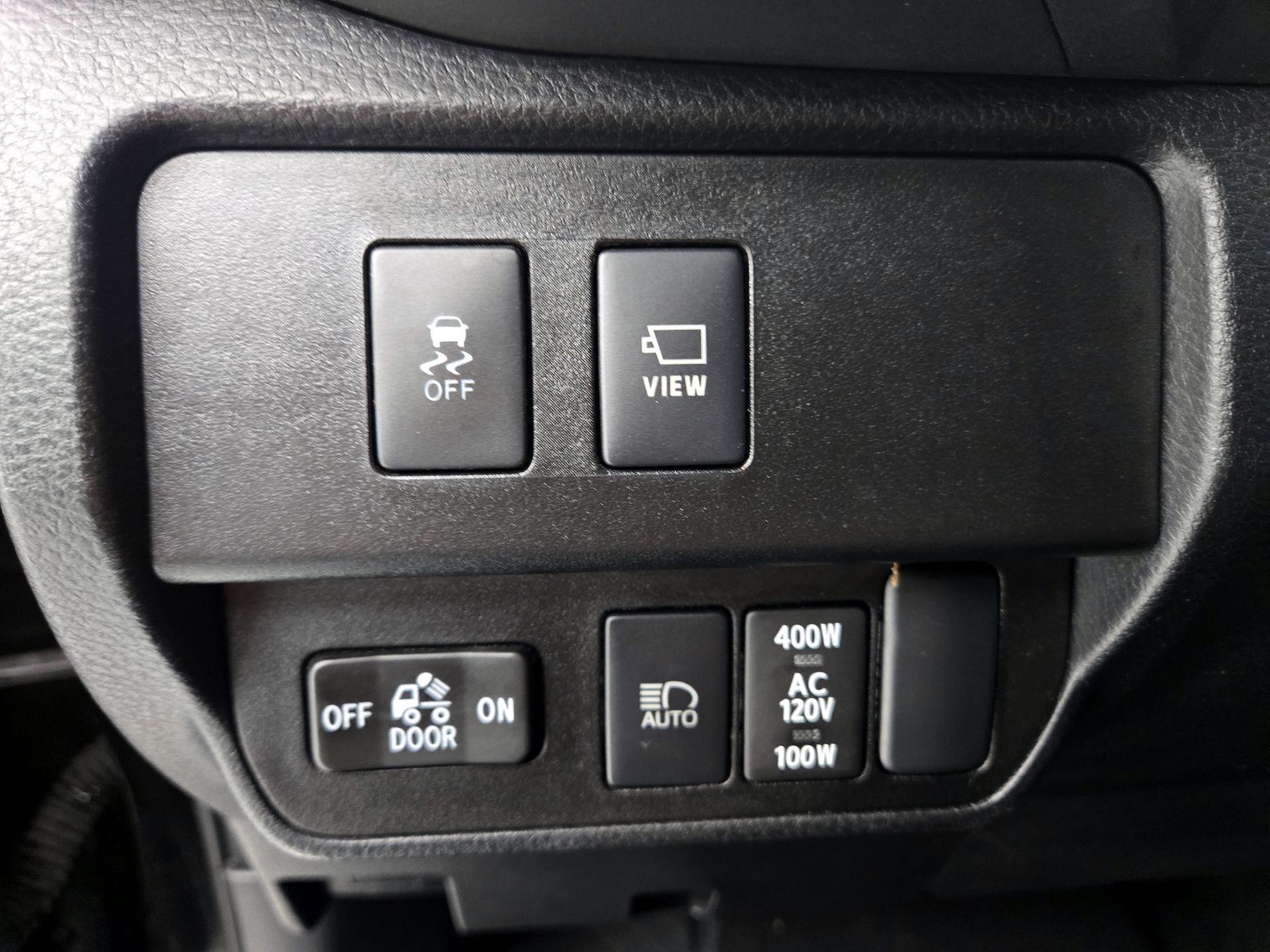 Thumbnail: 2023 Toyota Tacoma - 13