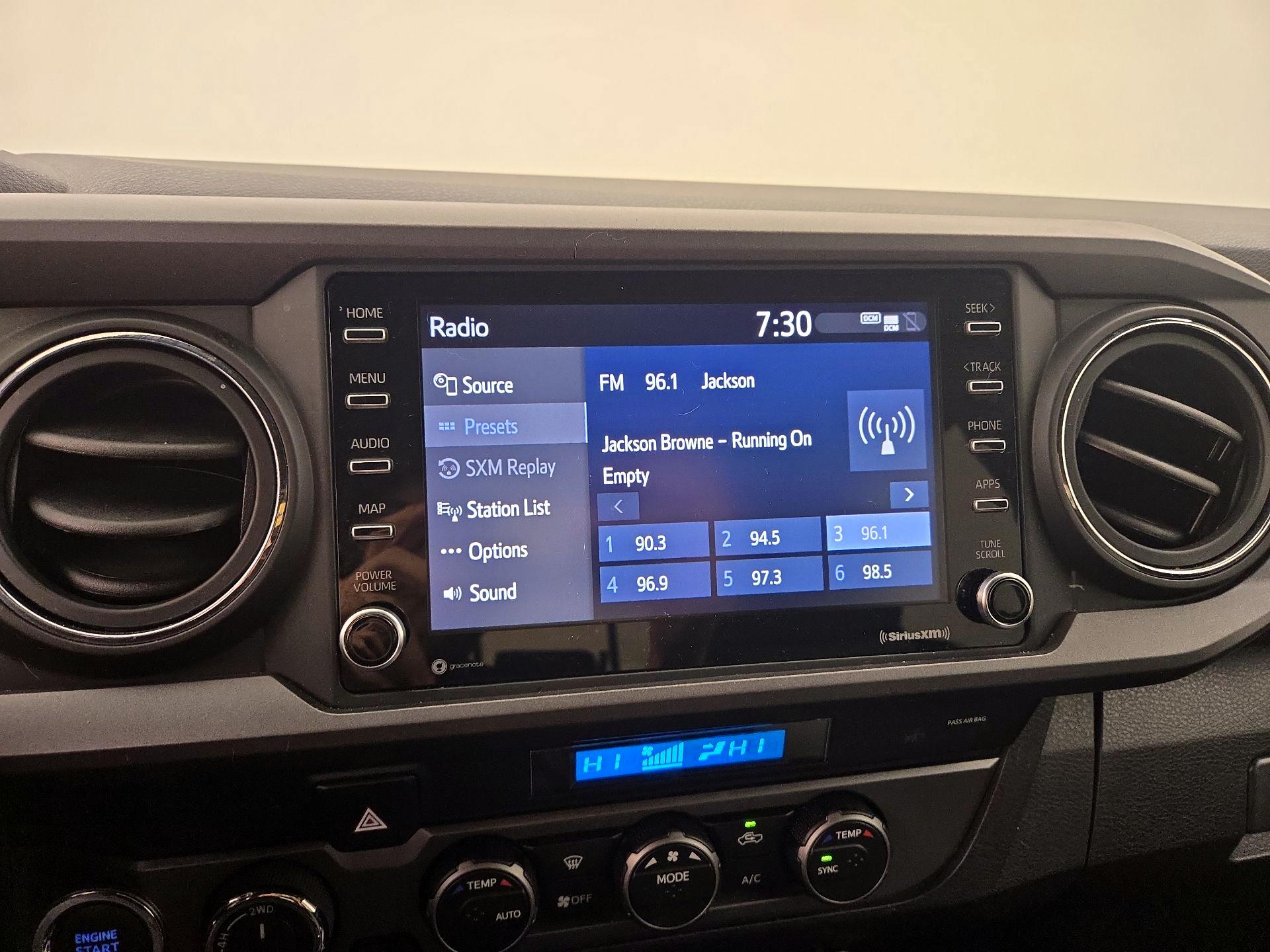 Thumbnail: 2023 Toyota Tacoma - 15